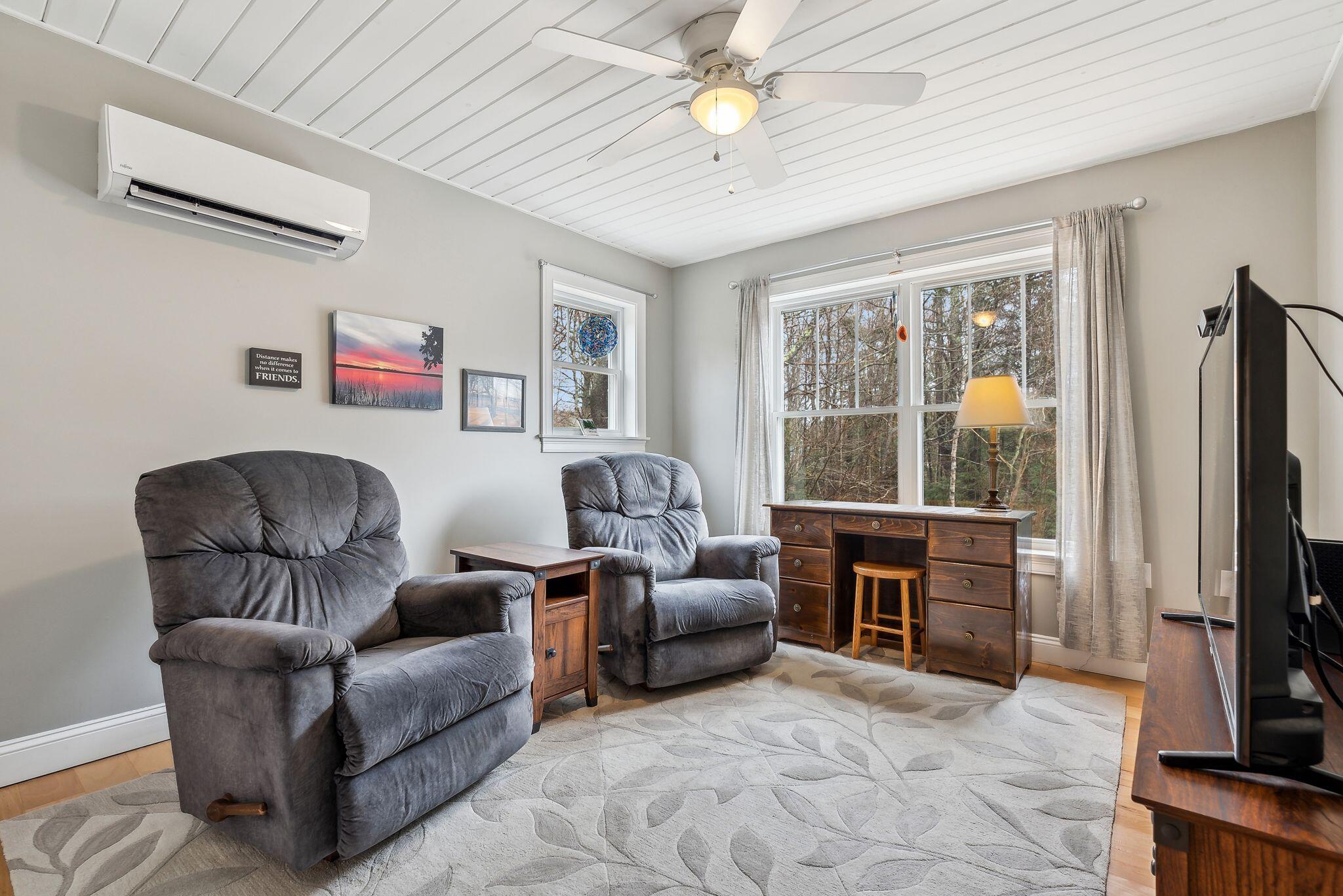 18 Hickory Drive