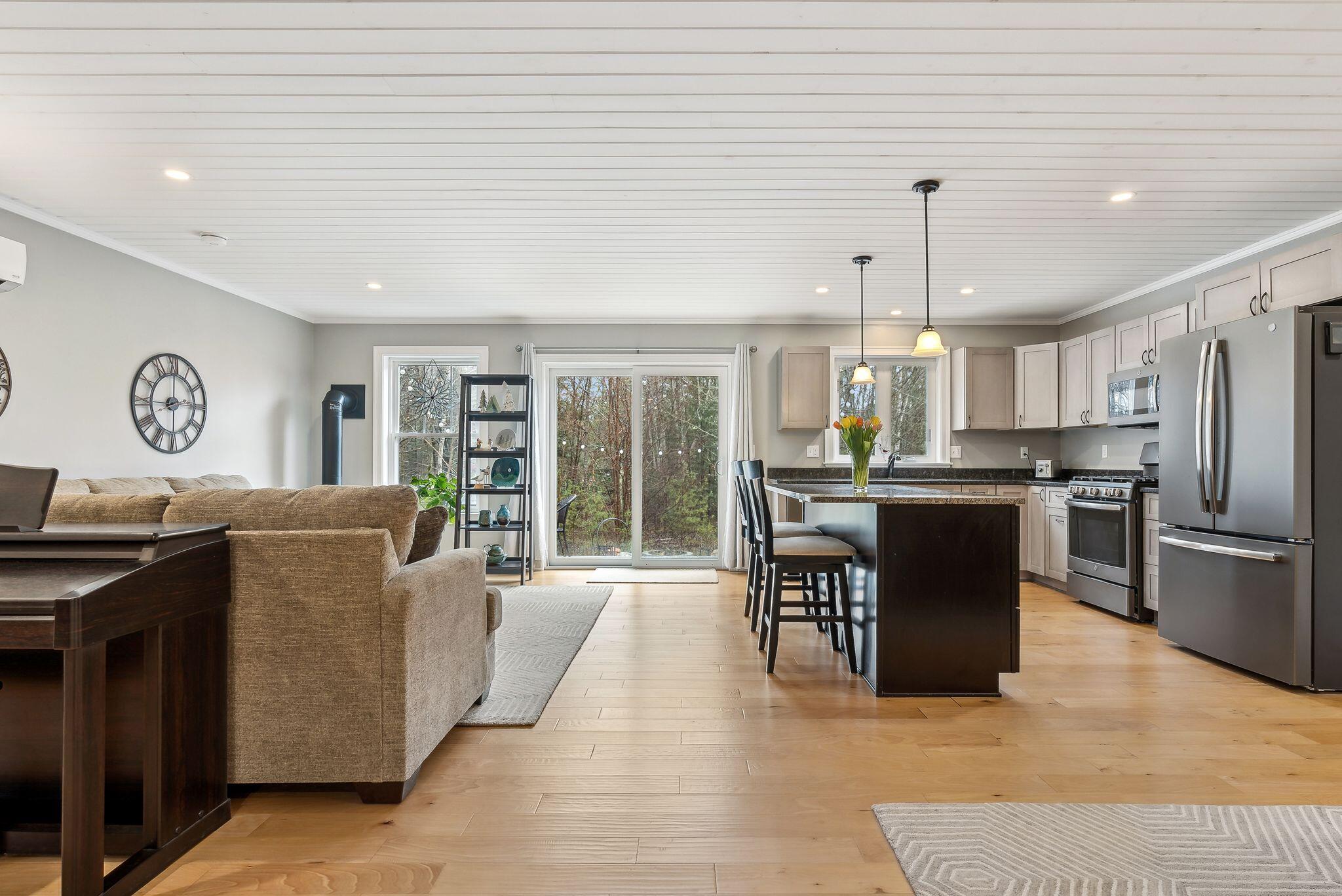 18 Hickory Drive