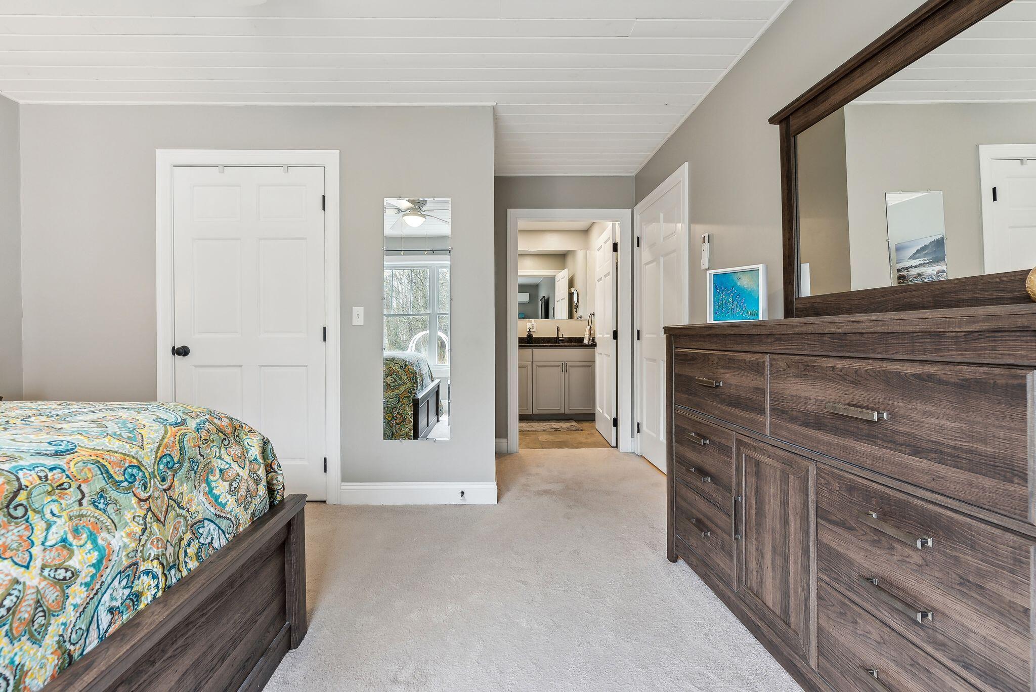 18 Hickory Drive