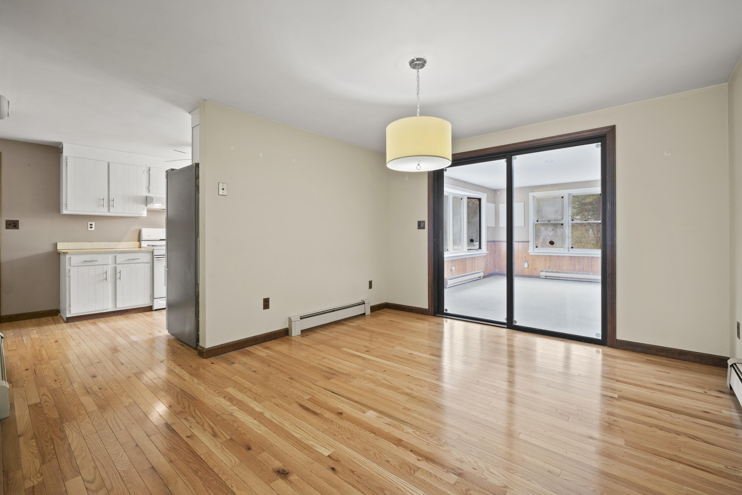 2 Raymond Road