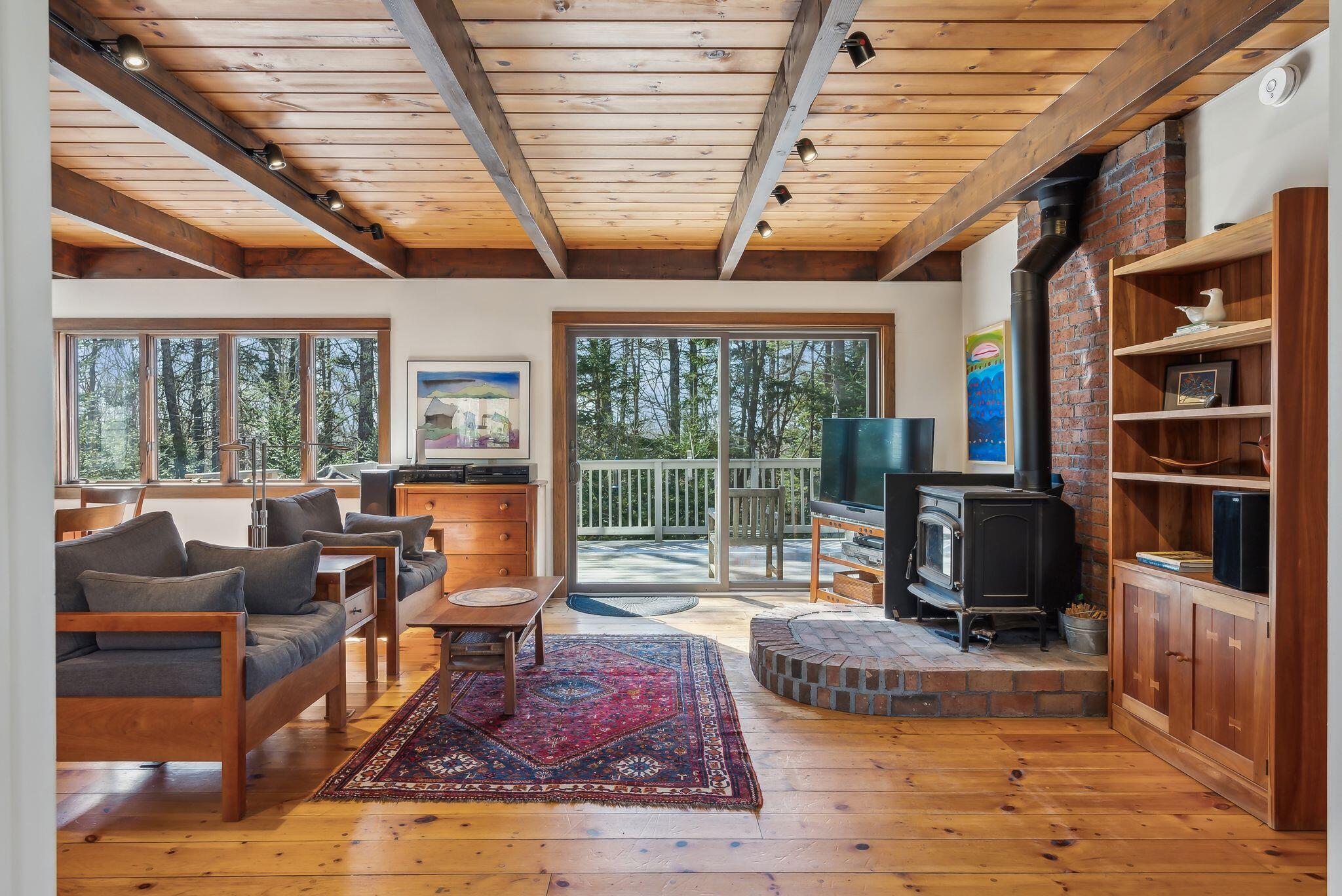 6 Scotch Pine Drive