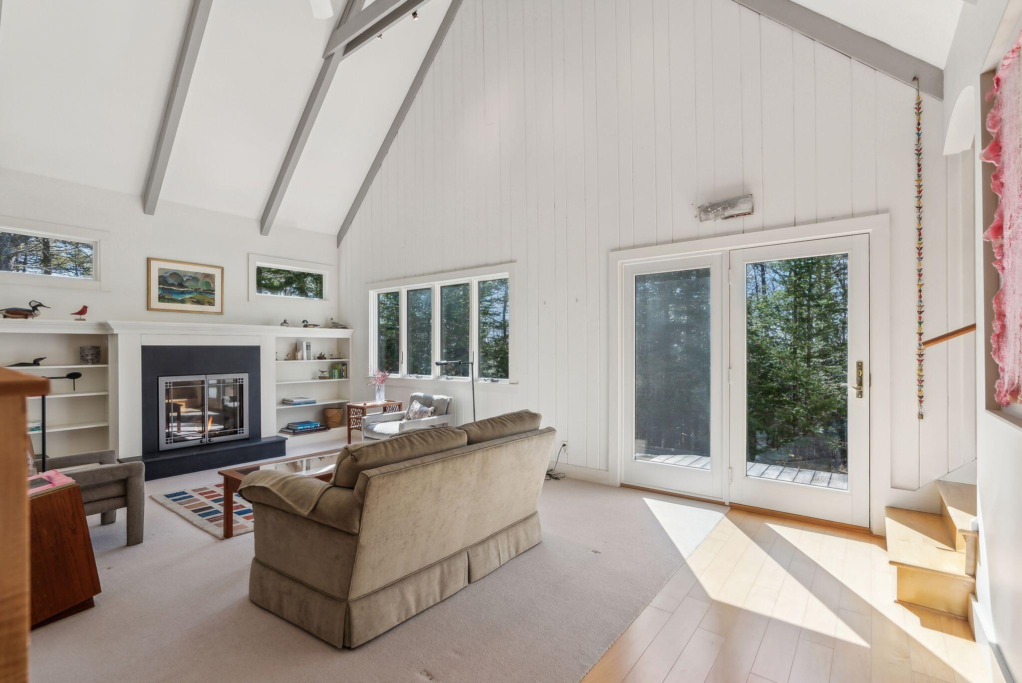 6 Scotch Pine Drive