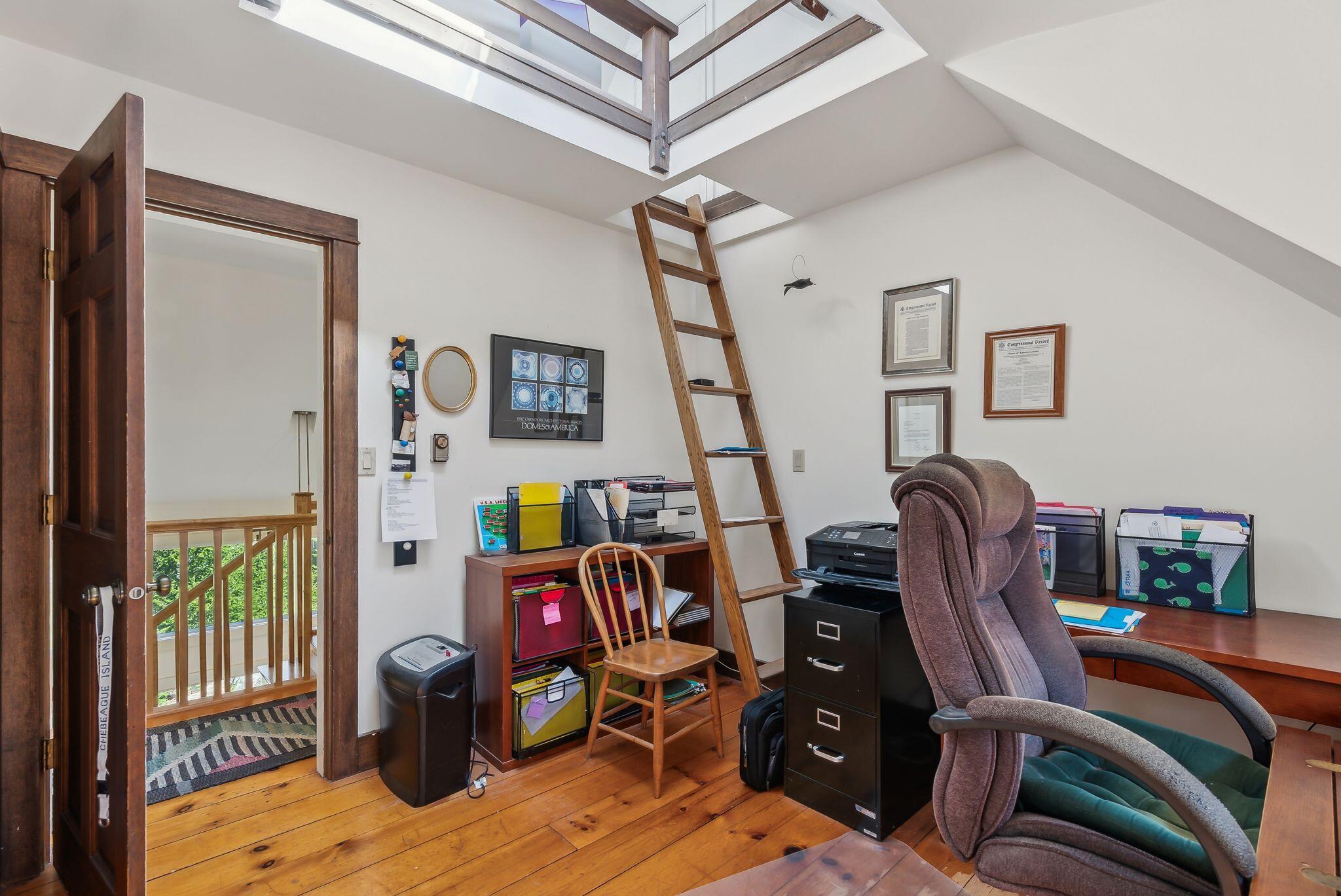 6 Scotch Pine Drive