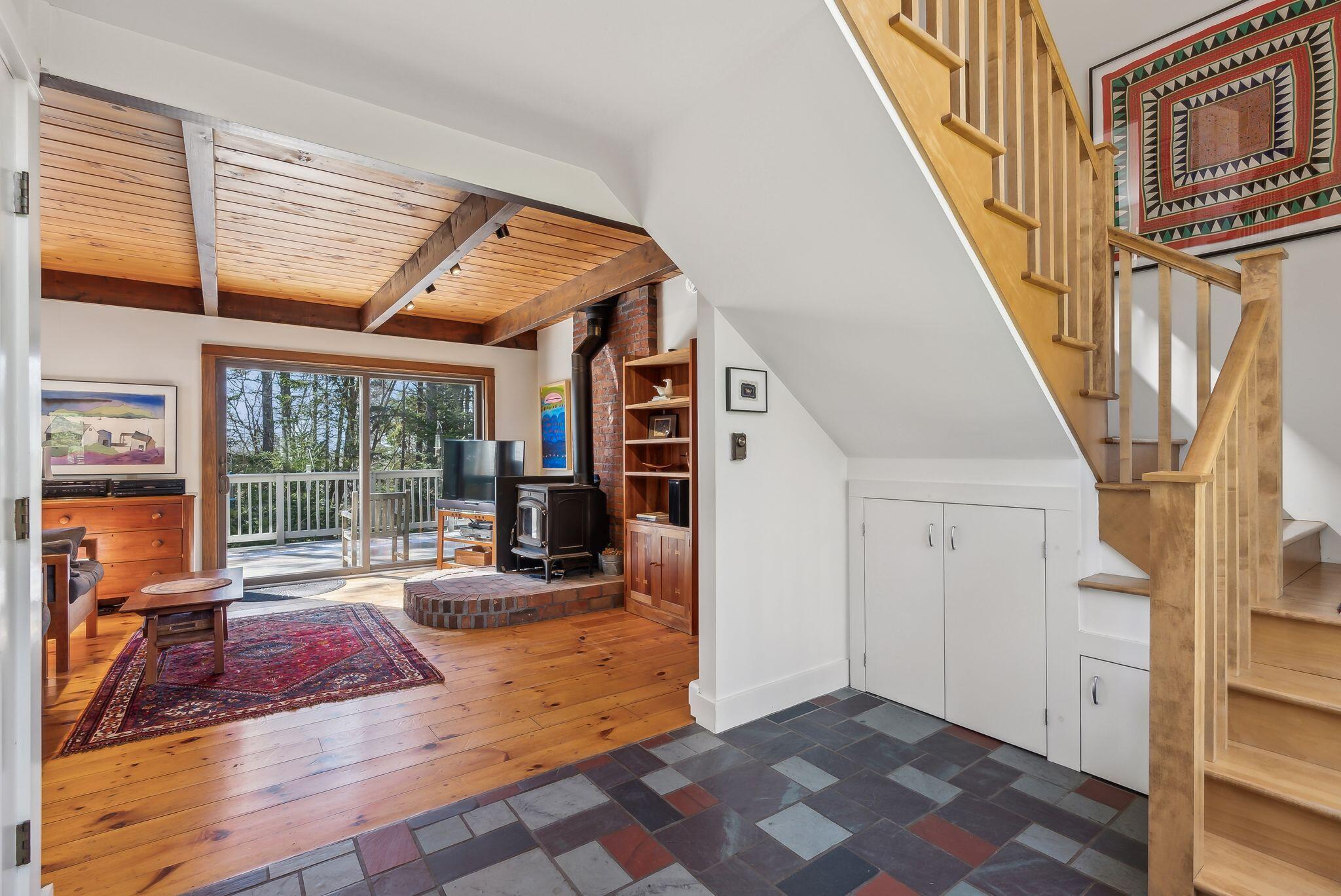 6 Scotch Pine Drive
