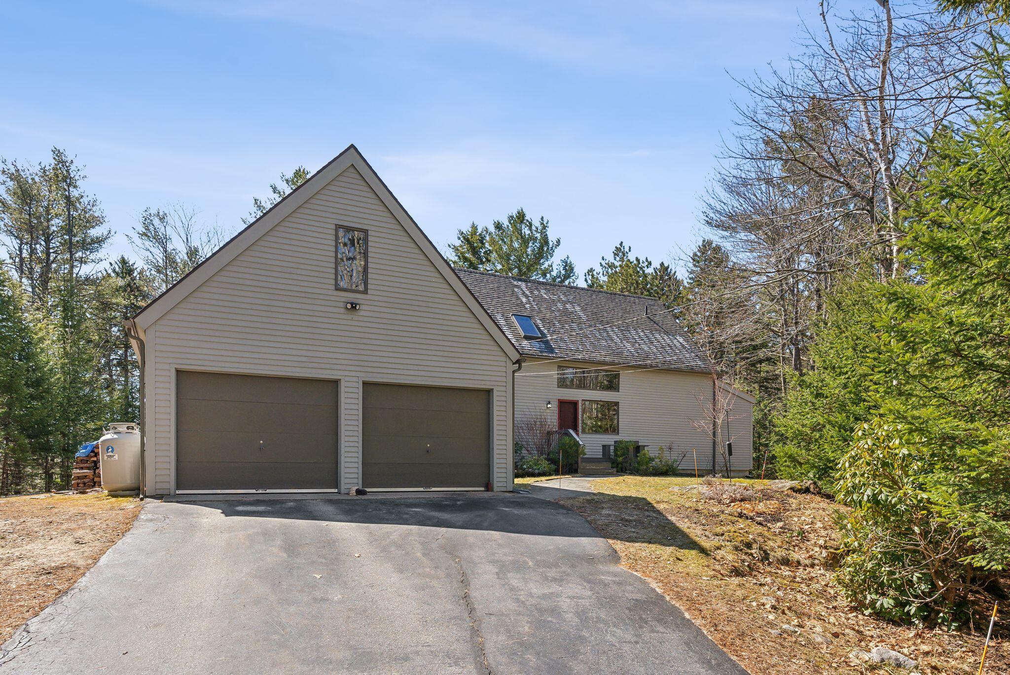 6 Scotch Pine Drive