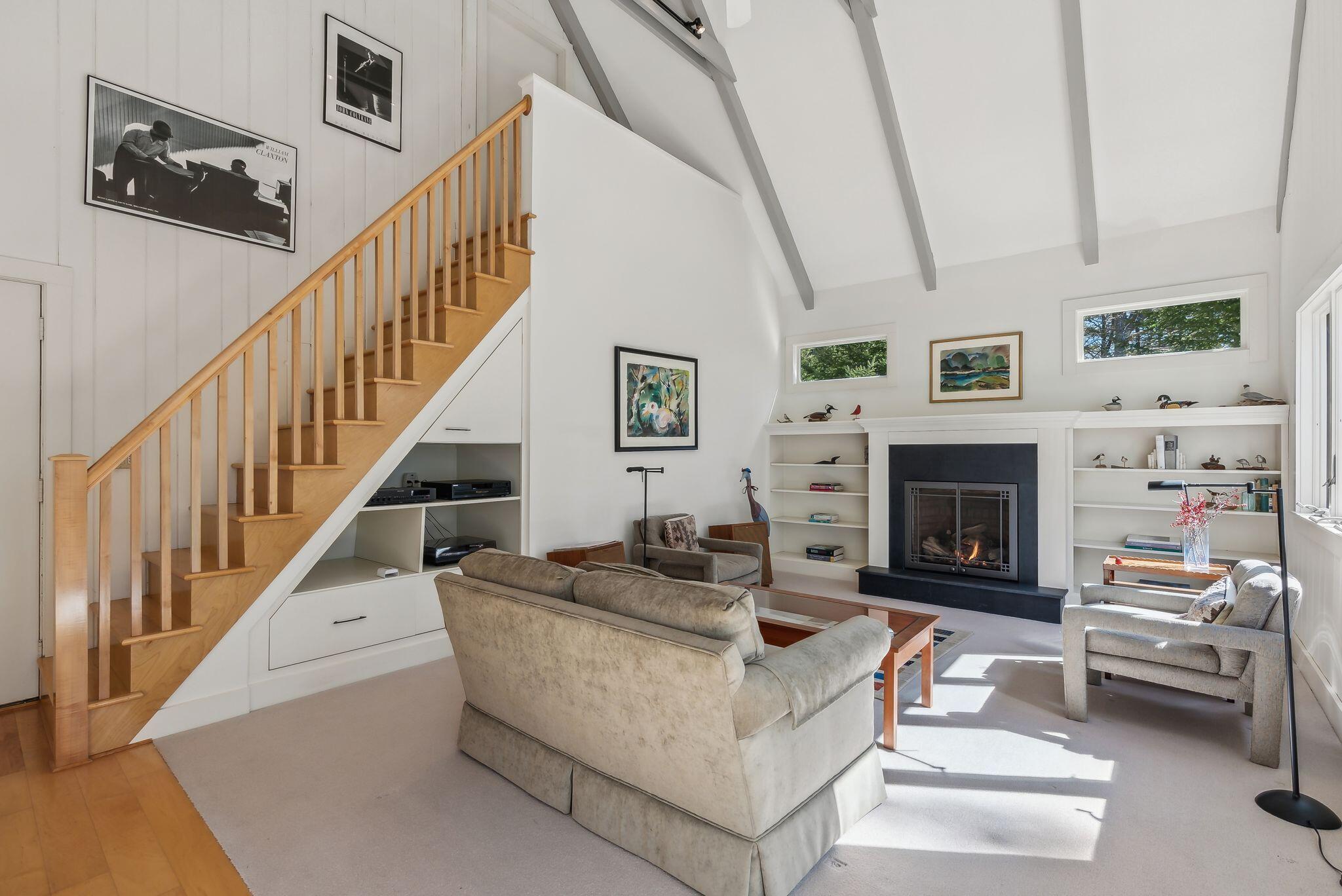 6 Scotch Pine Drive