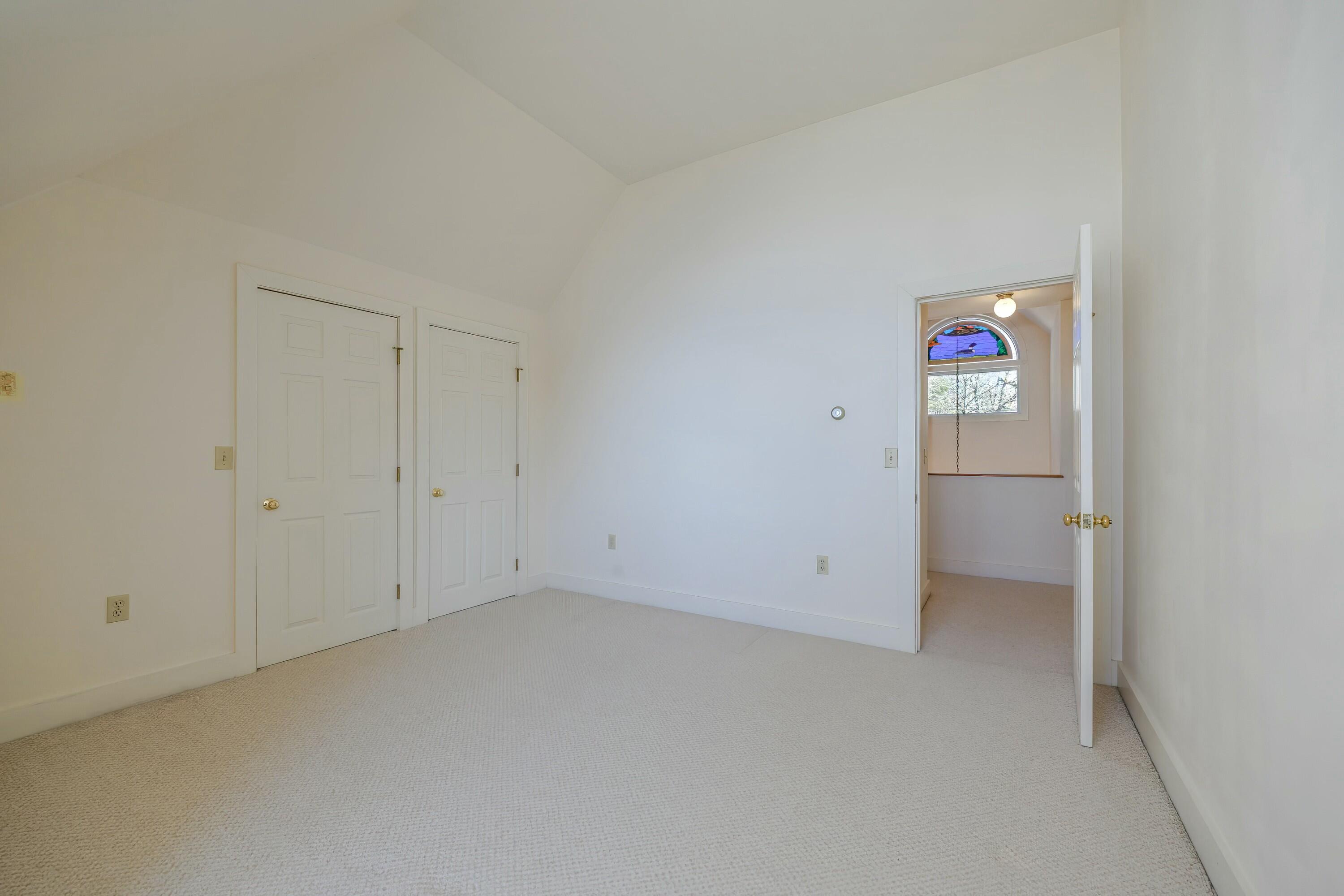 914 Surry Road