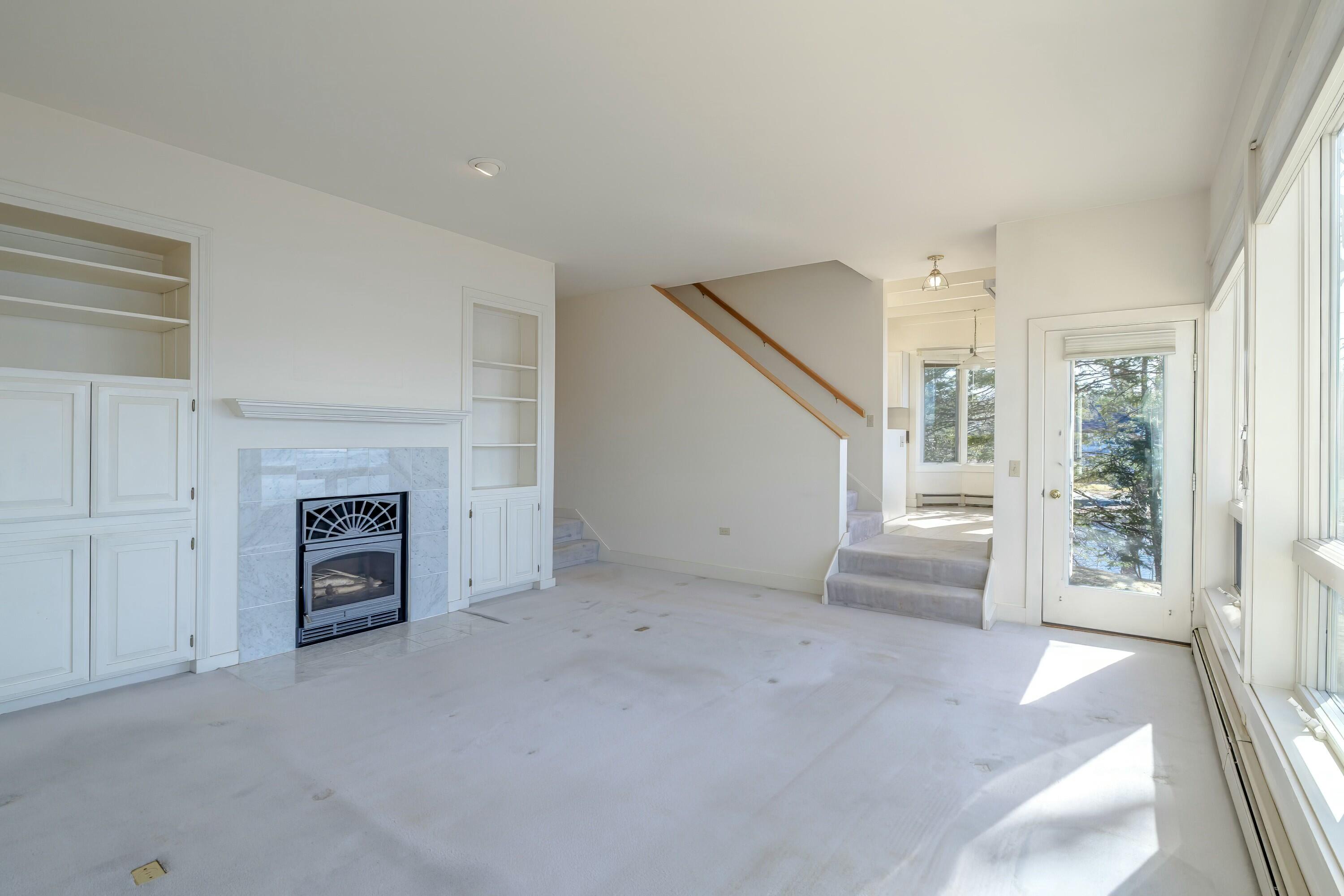 914 Surry Road
