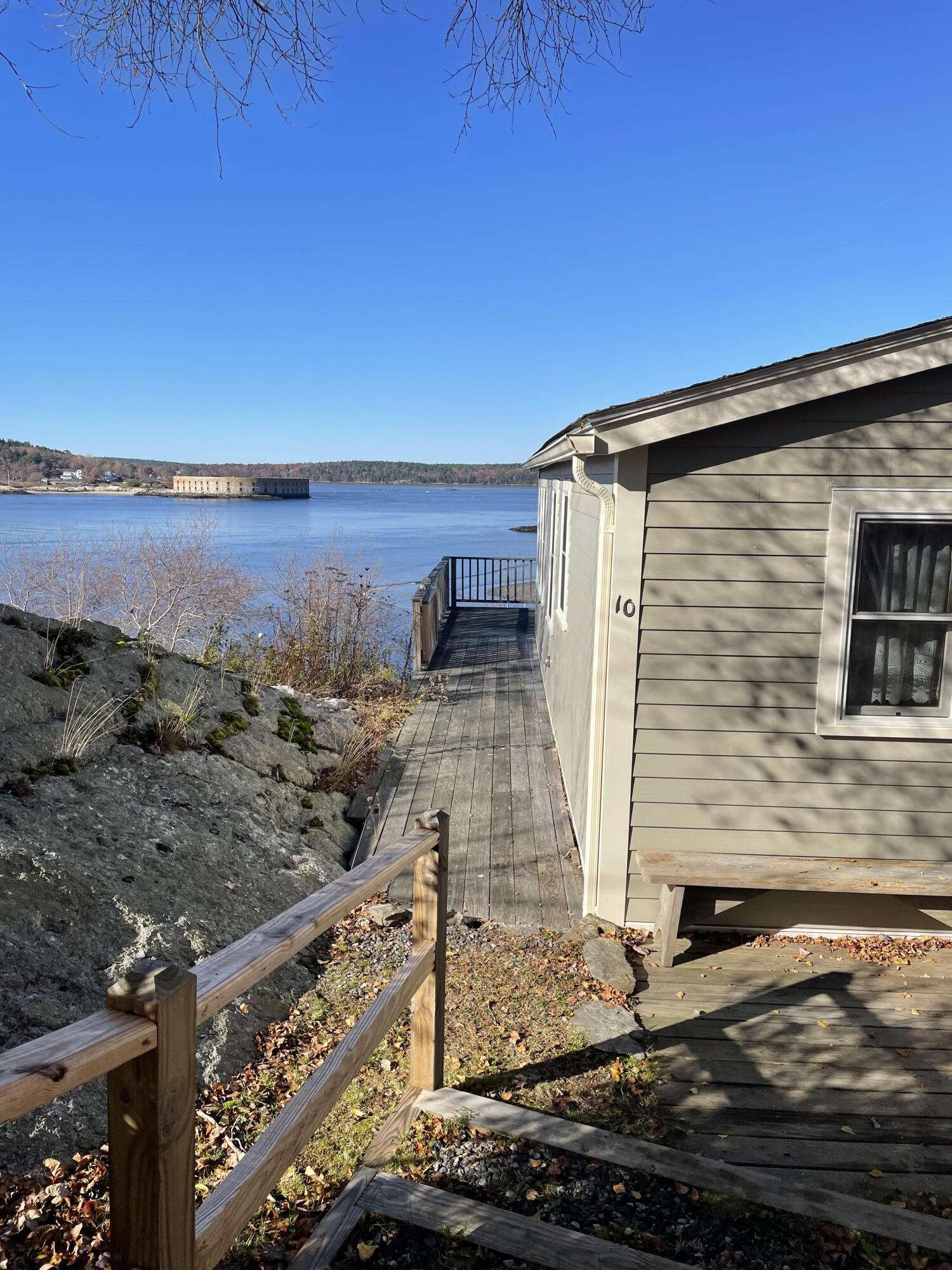 10 Ocean Avenue