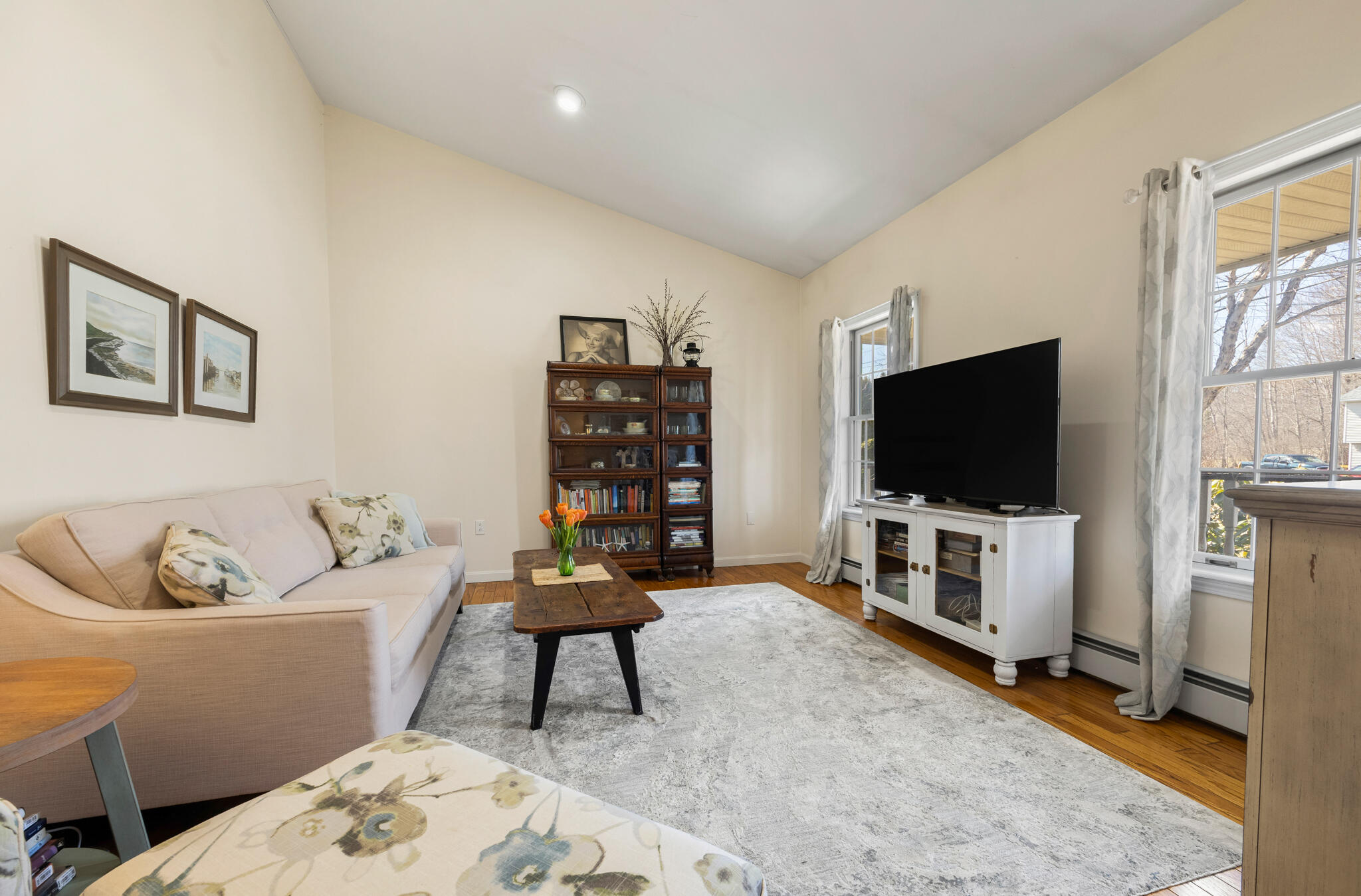 10 Rob Clark Street