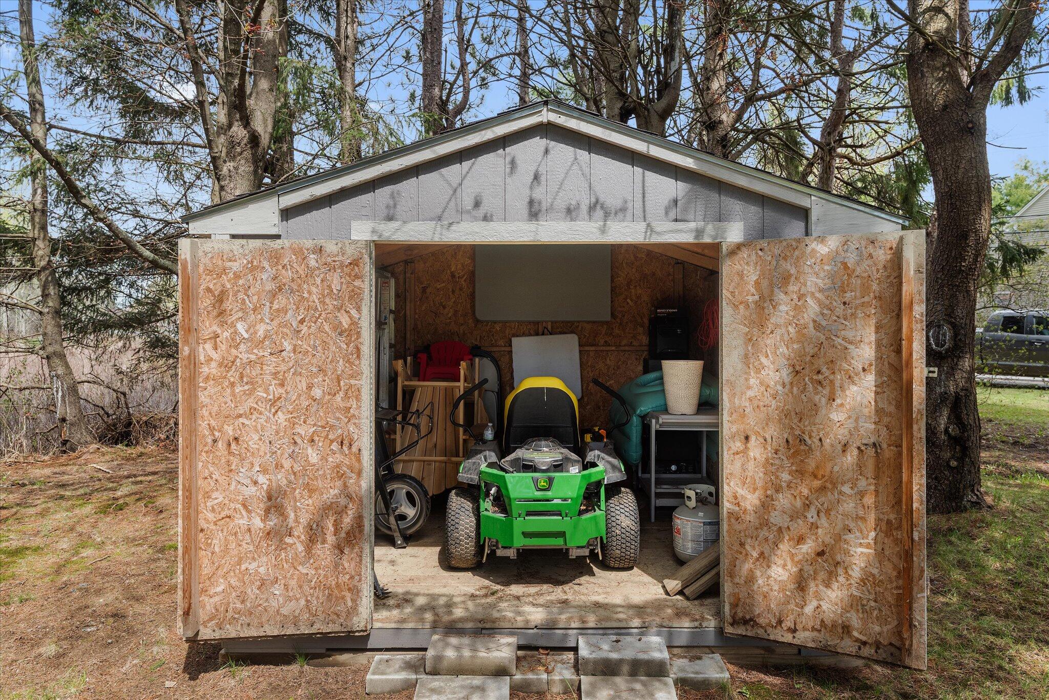 440 Kenduskeag Avenue