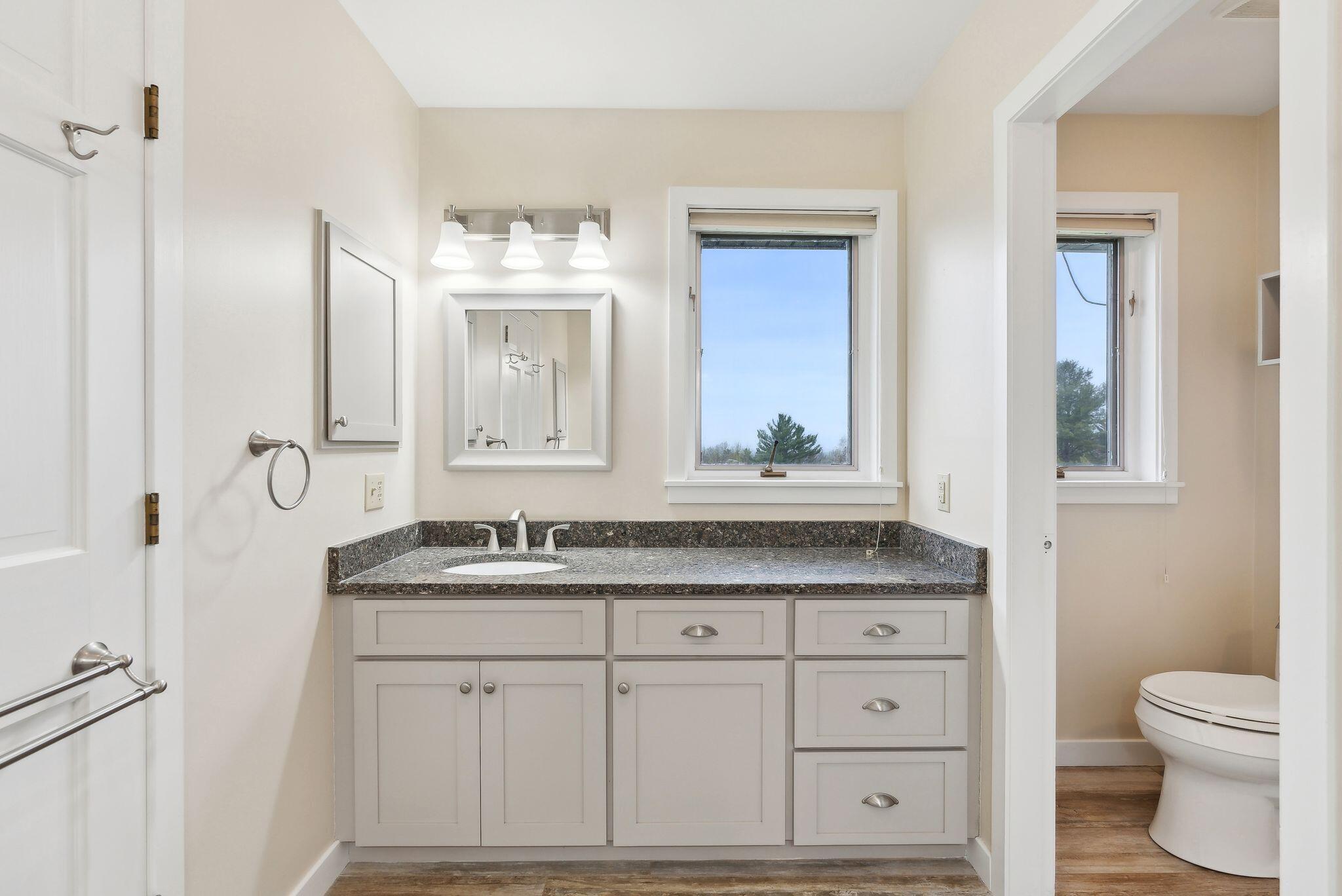 33 Hanscom Highway