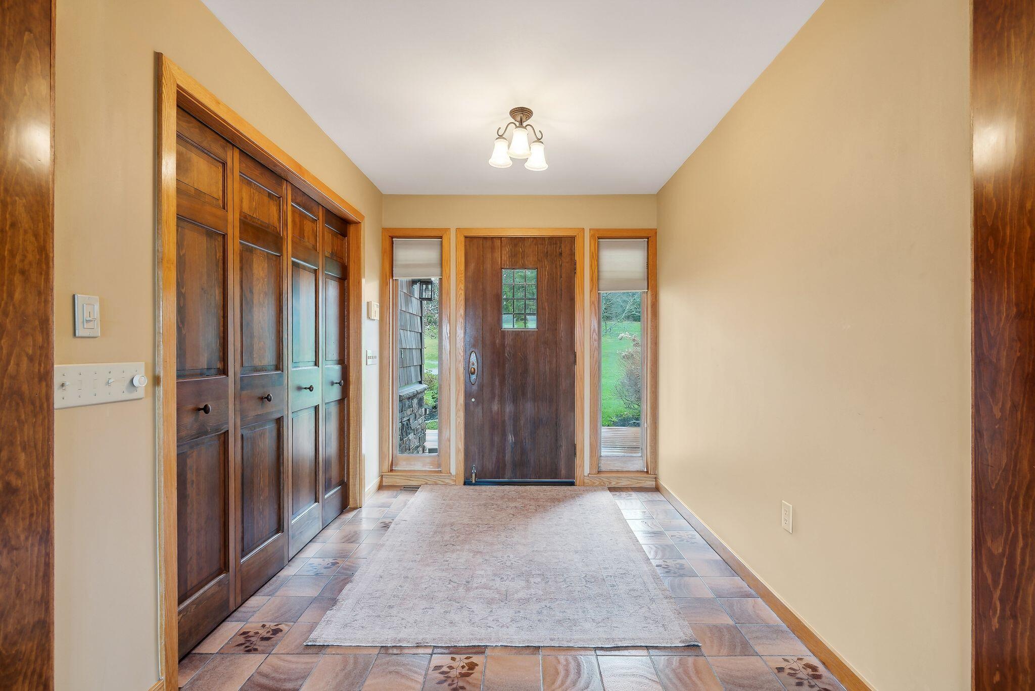 33 Hanscom Highway