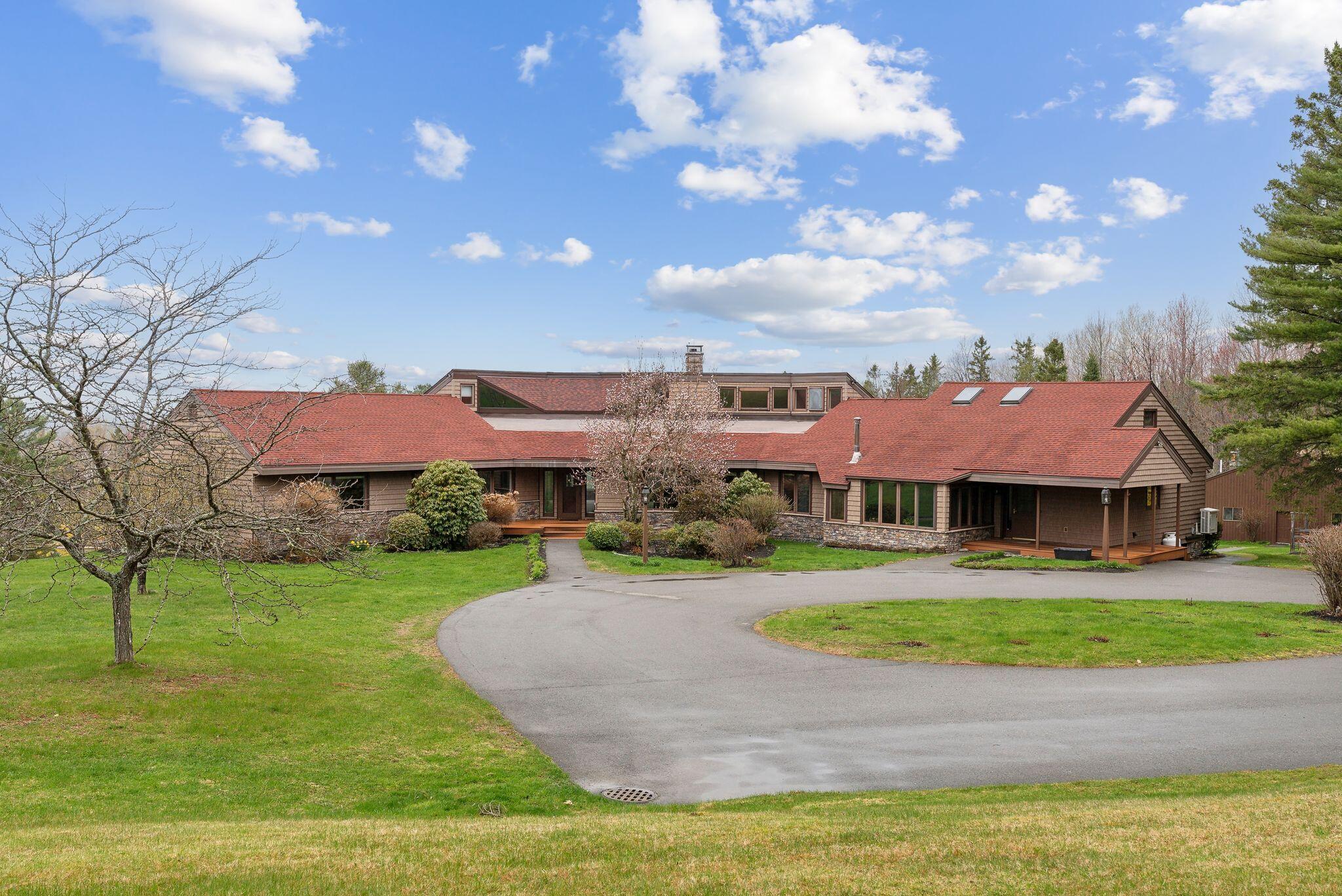 33 Hanscom Highway