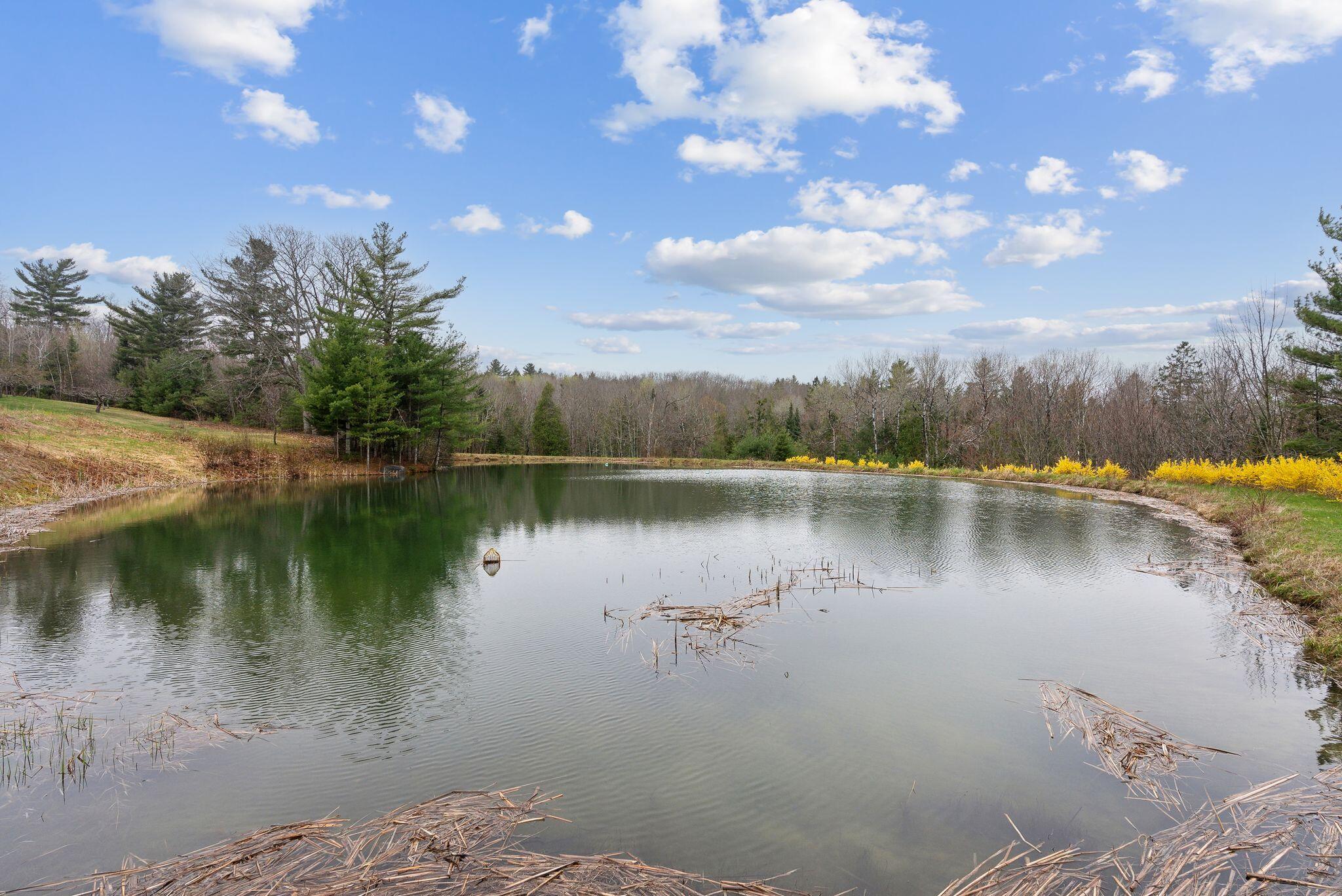 33 Hanscom Highway