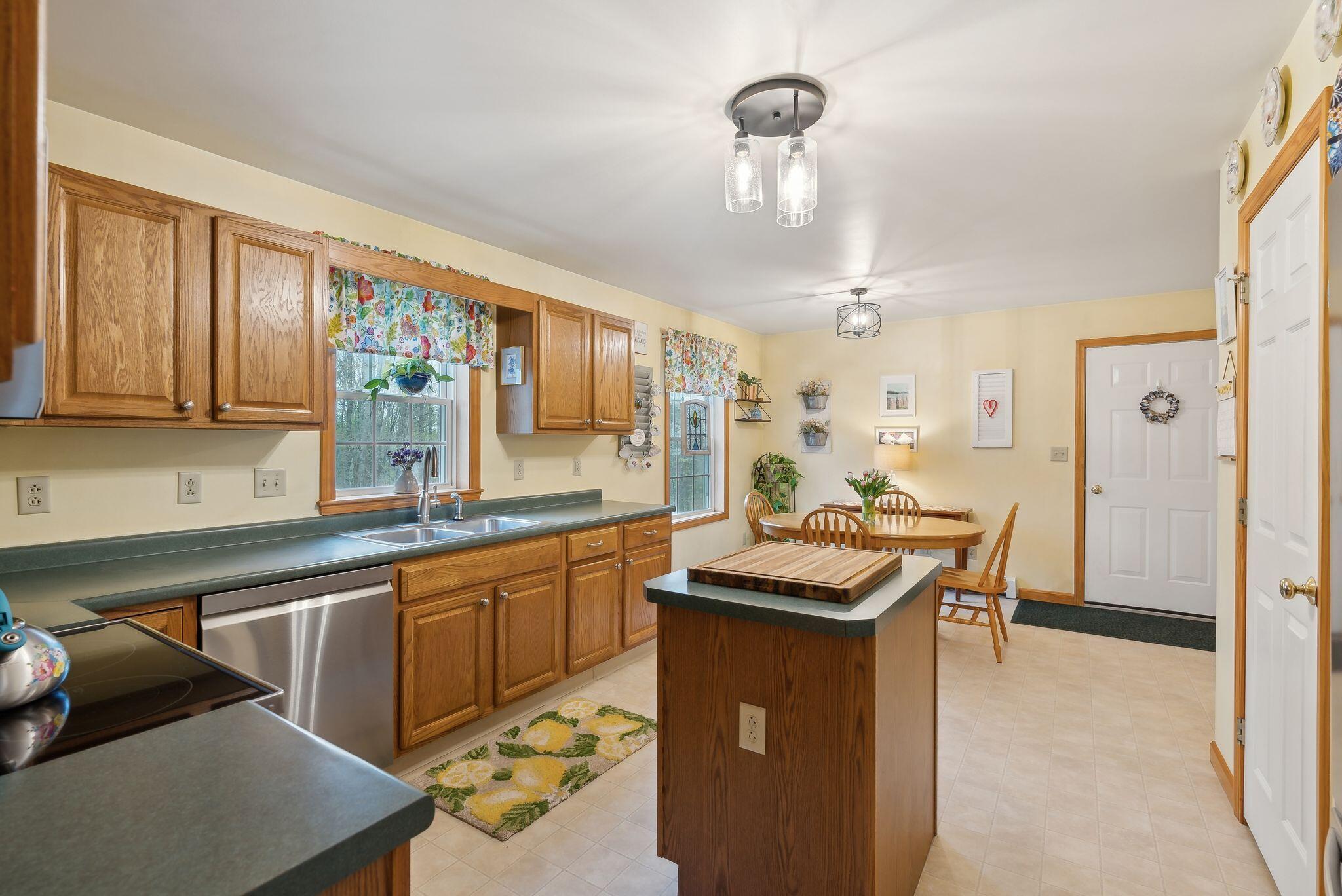 30 Piper Farm Road