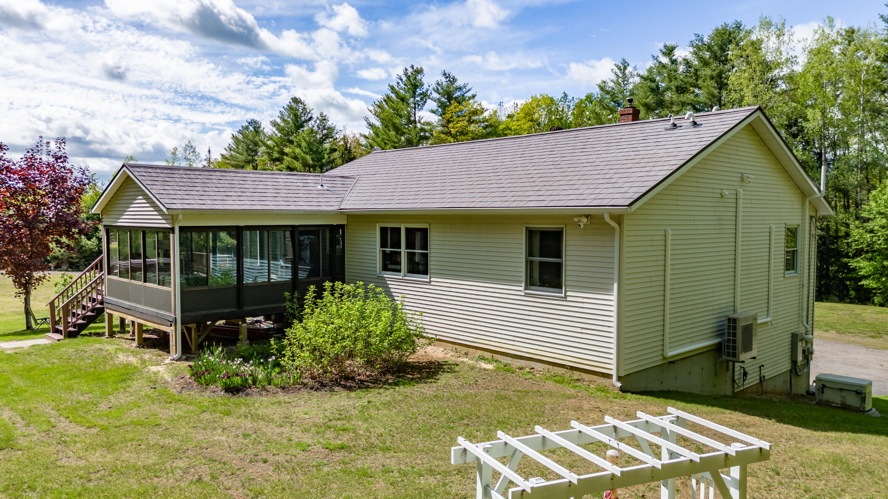 1301 Hallowell Road