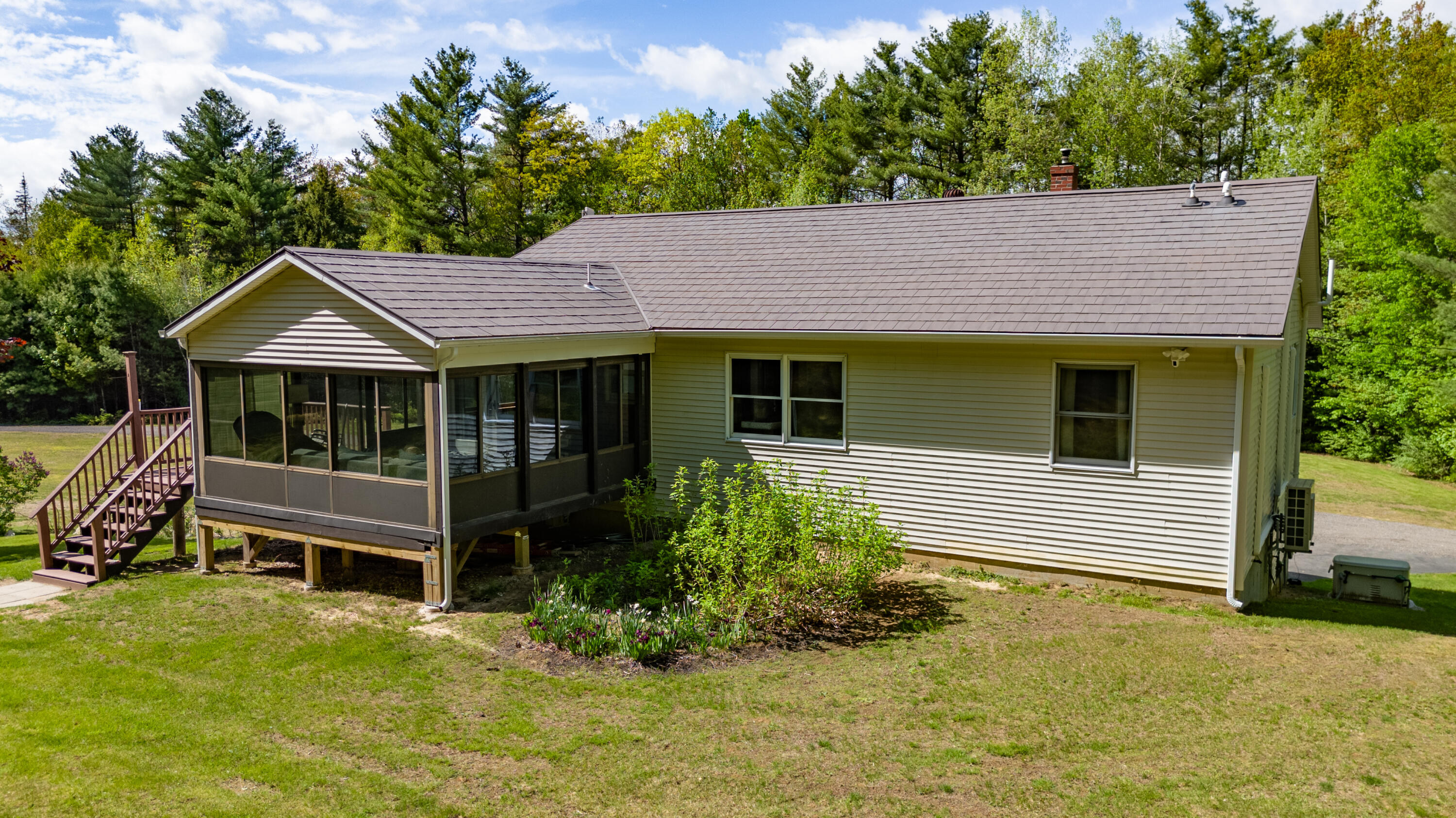 1301 Hallowell Road