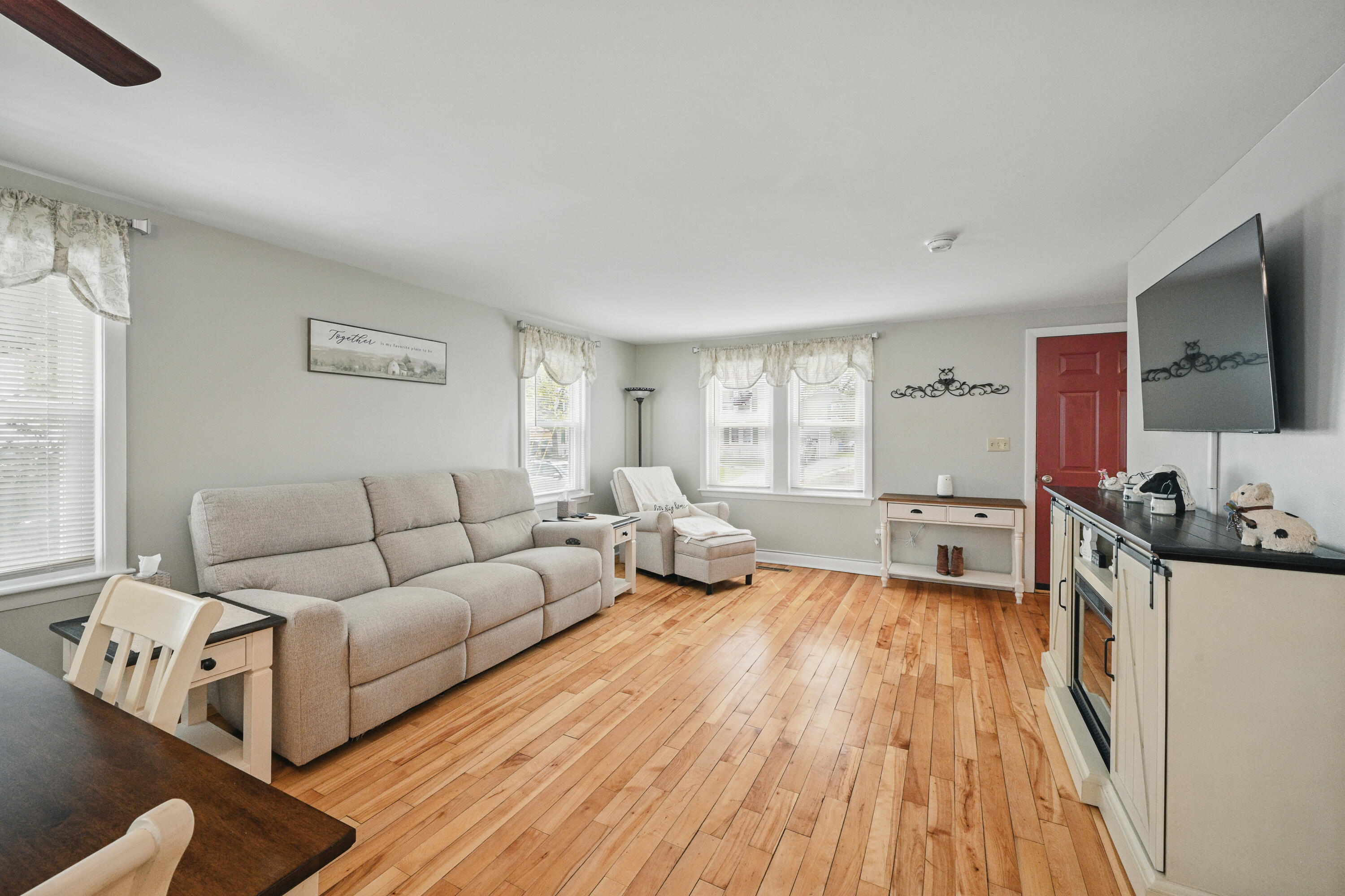 29 Emanual Drive