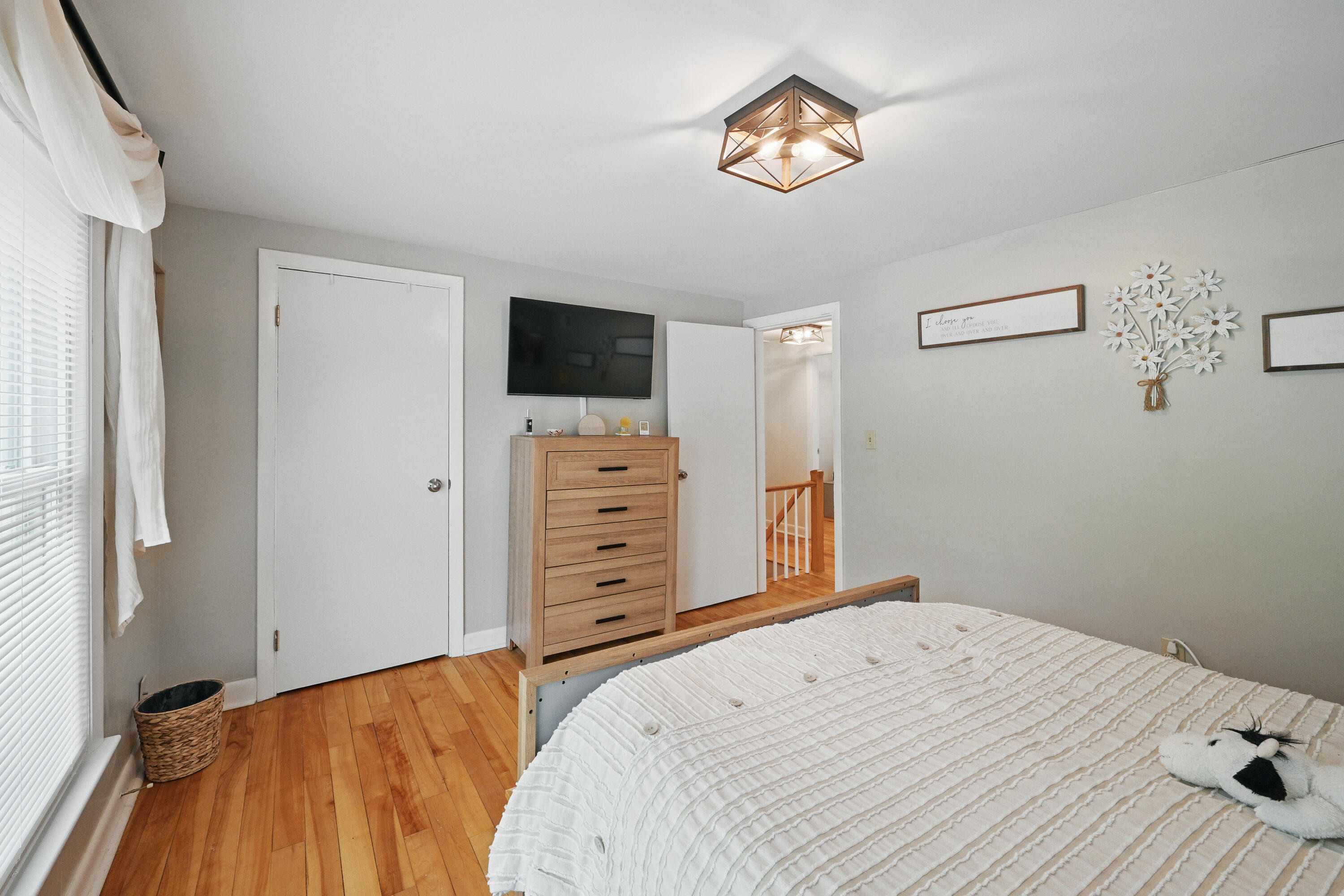 29 Emanual Drive