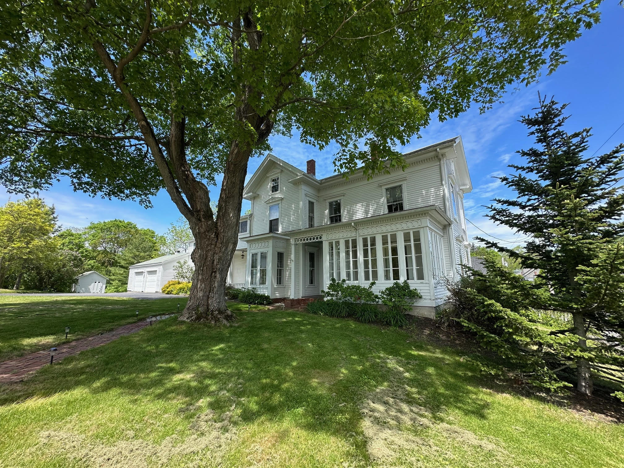 924 High Street