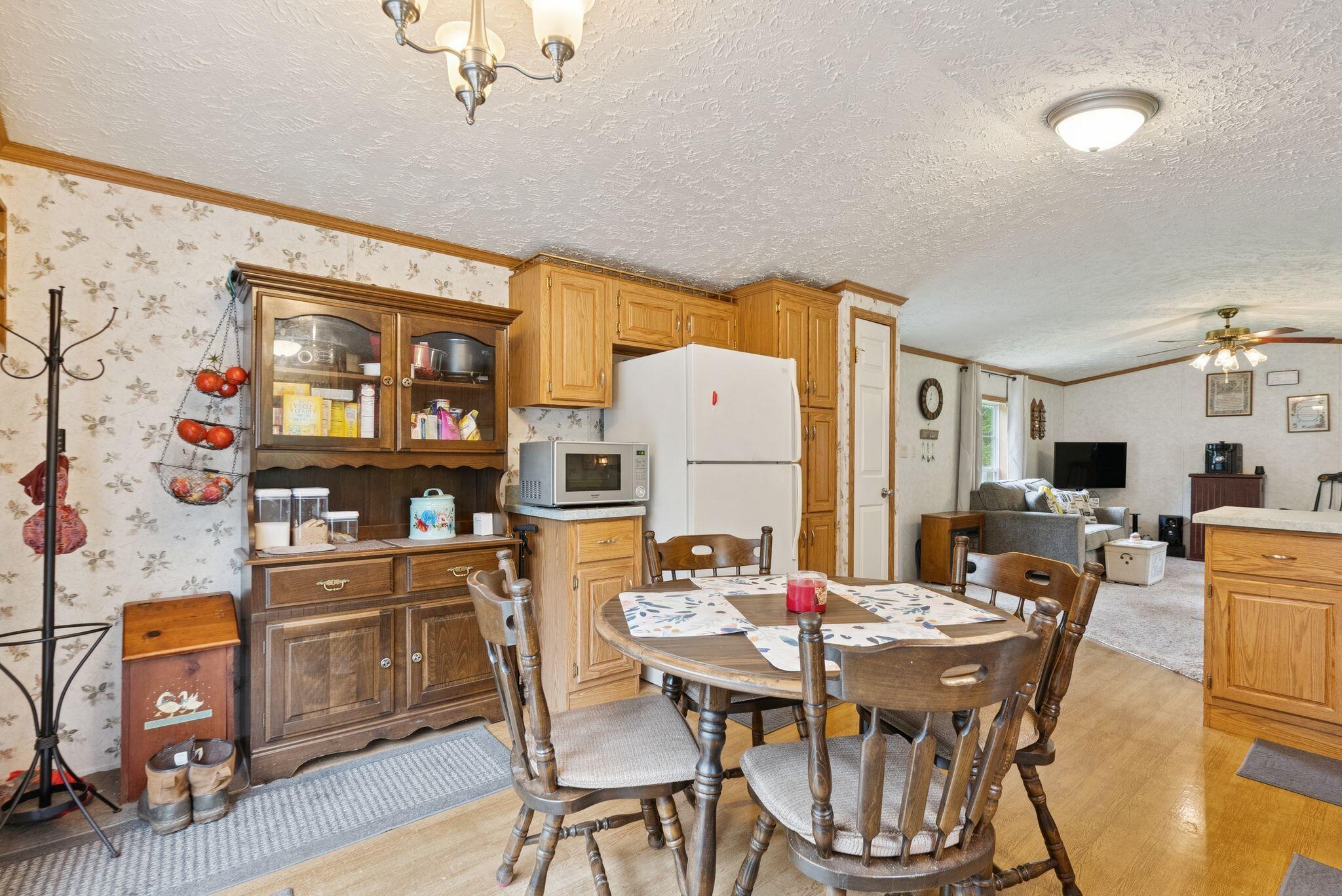962 Alna Road