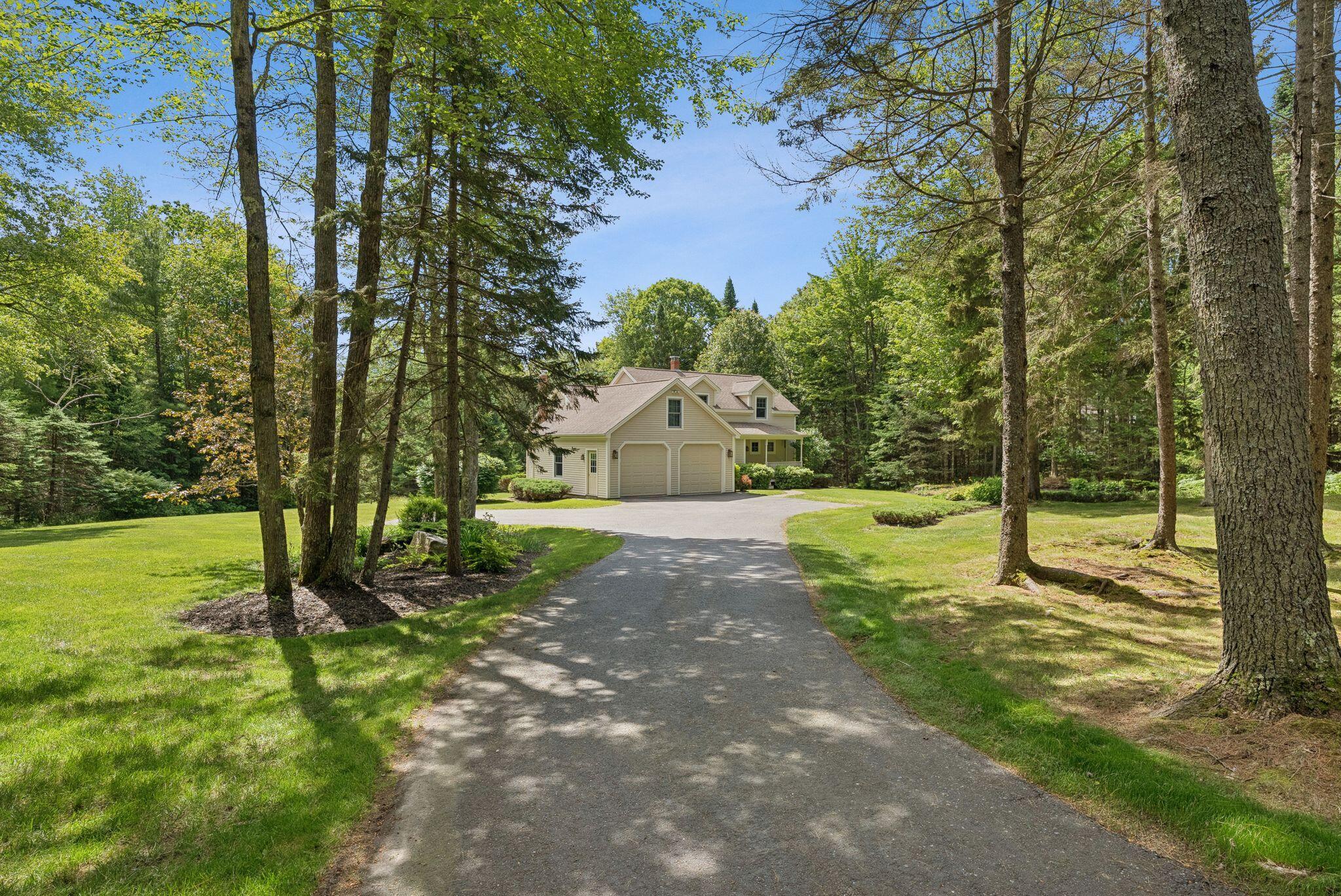 61 Crestview Lane