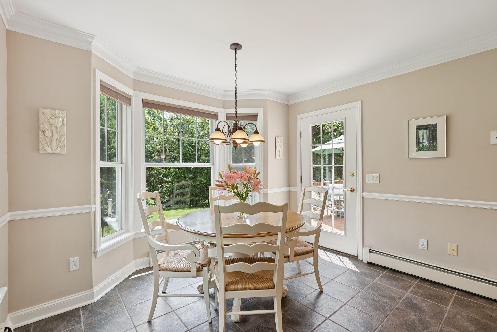 61 Crestview Lane