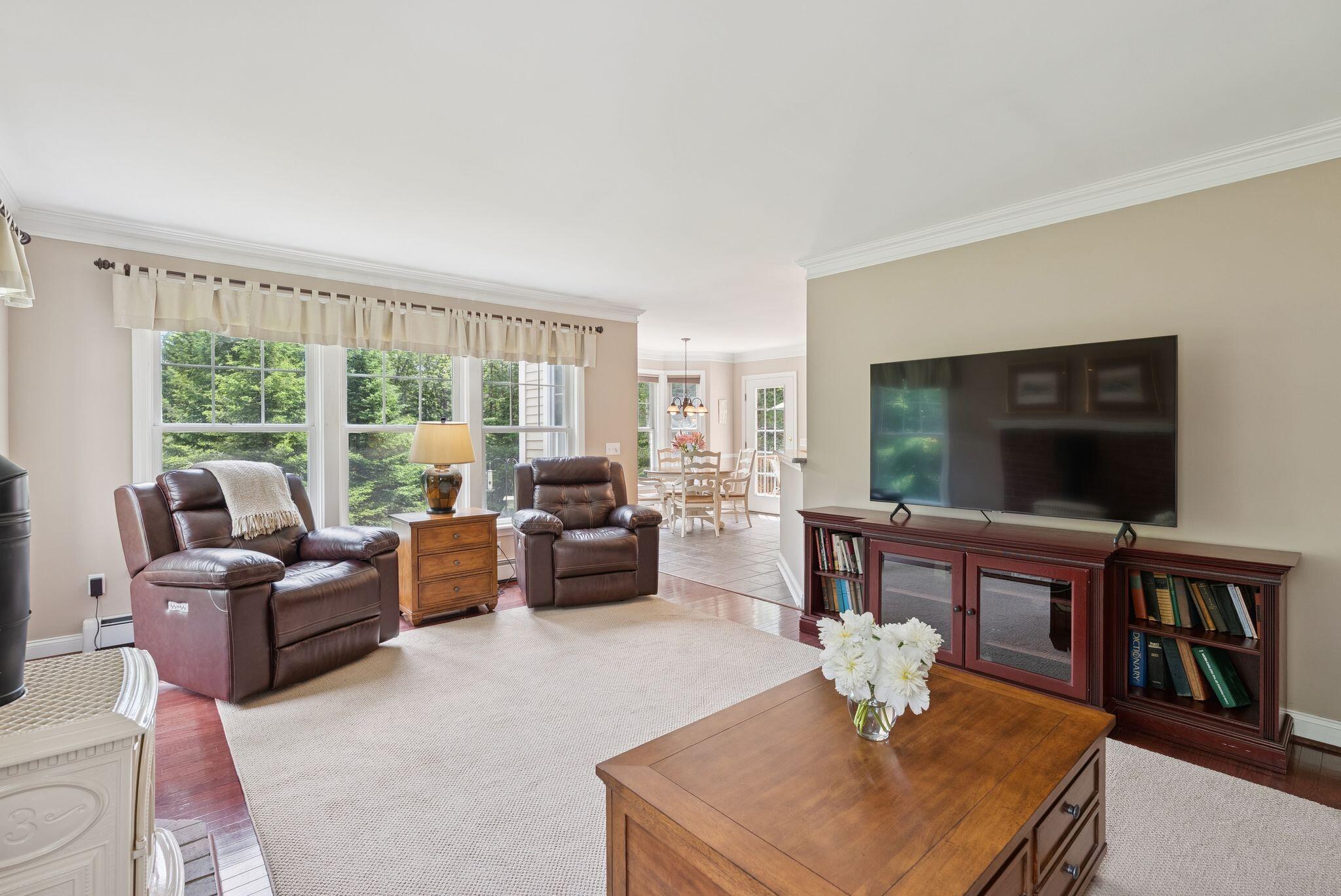 61 Crestview Lane