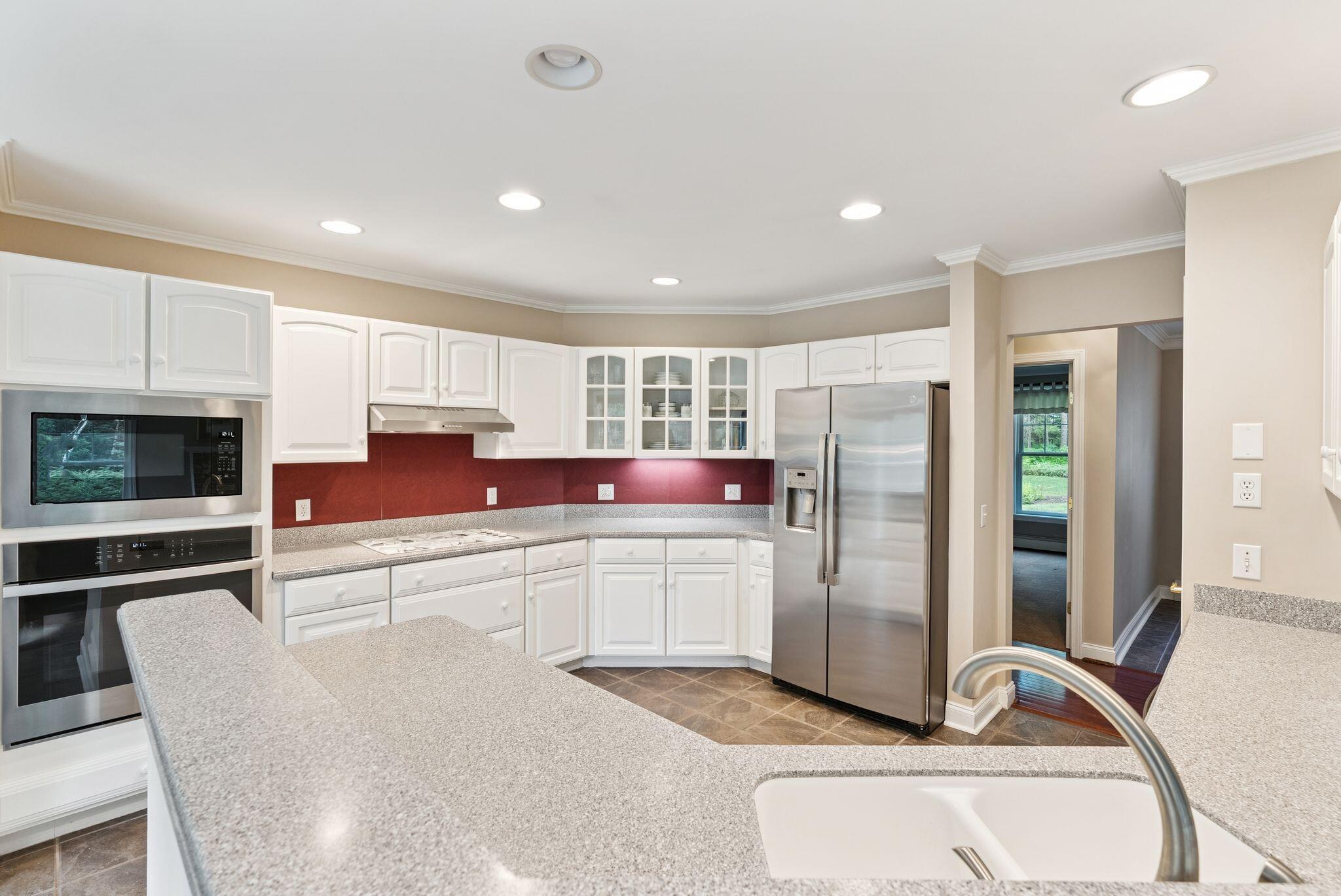 61 Crestview Lane
