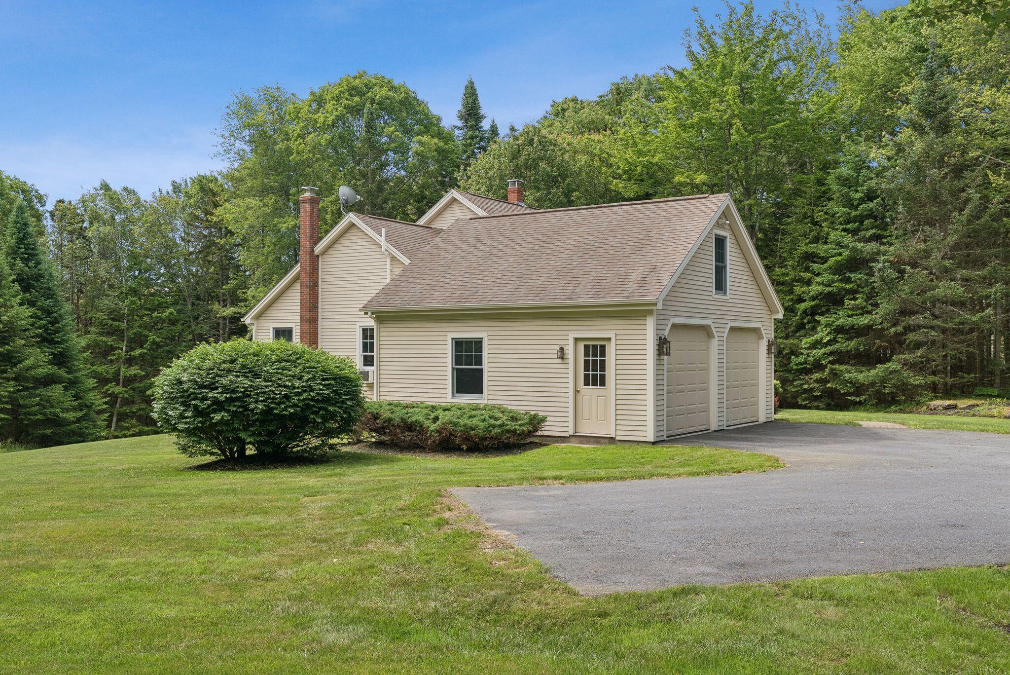 61 Crestview Lane