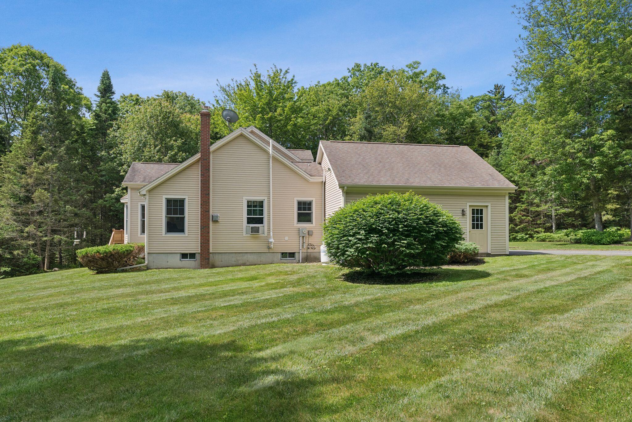 61 Crestview Lane