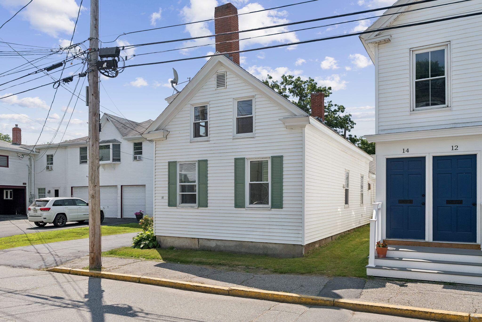 16 Dunlap Street