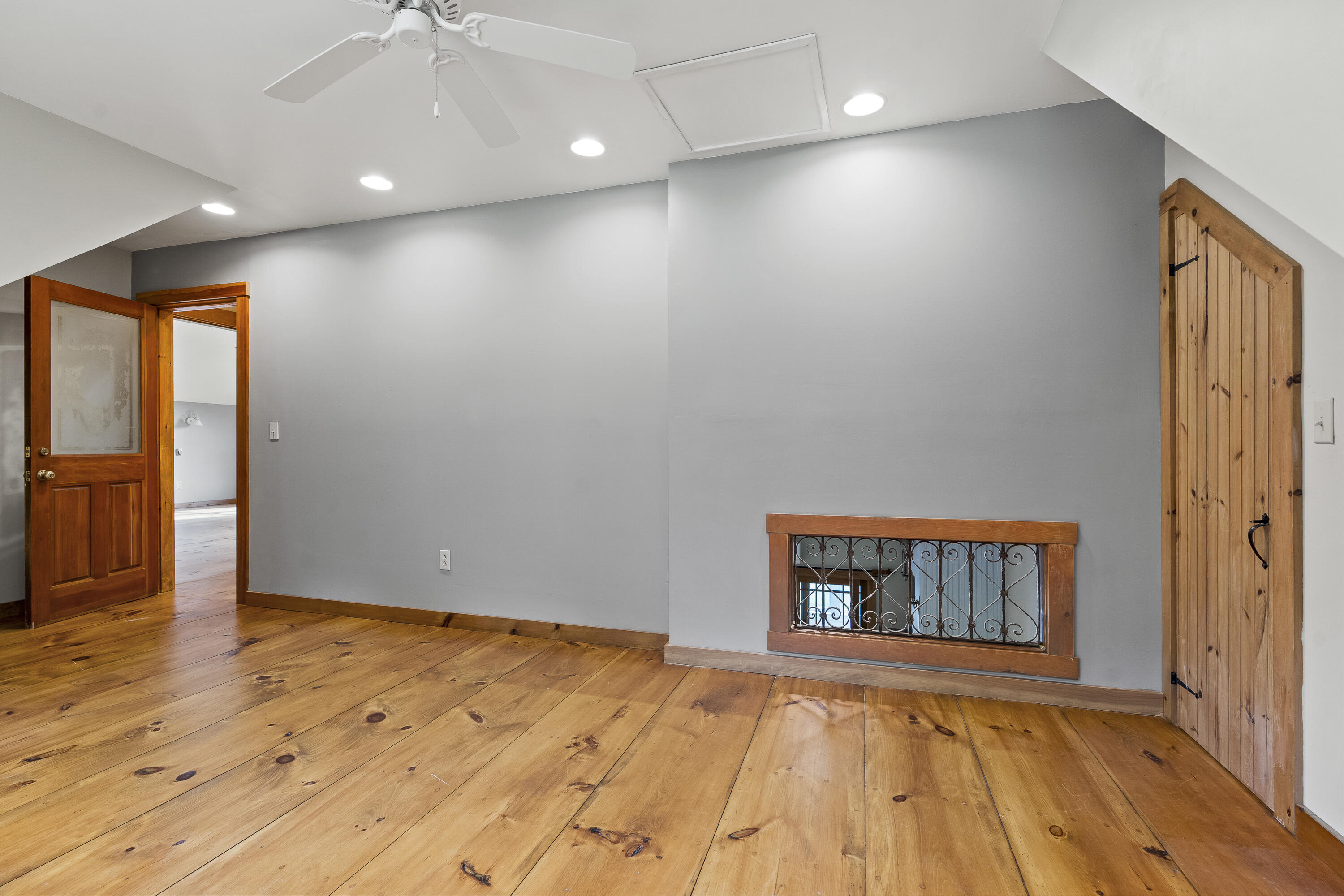 20 Cottage Point Road