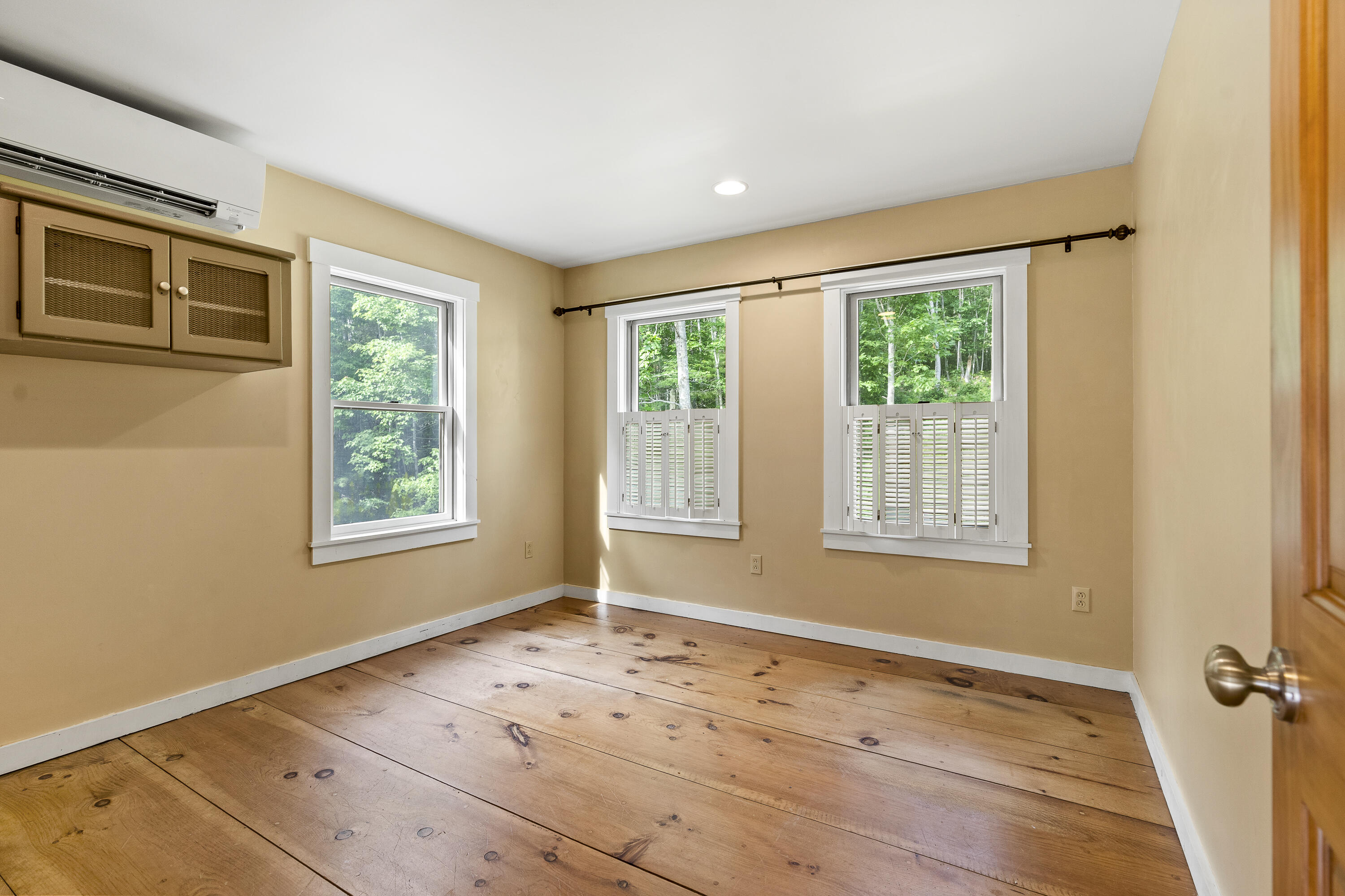 20 Cottage Point Road