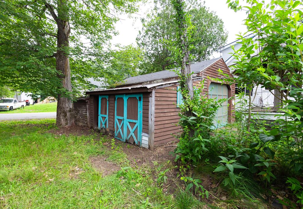 282 Middlesex Road