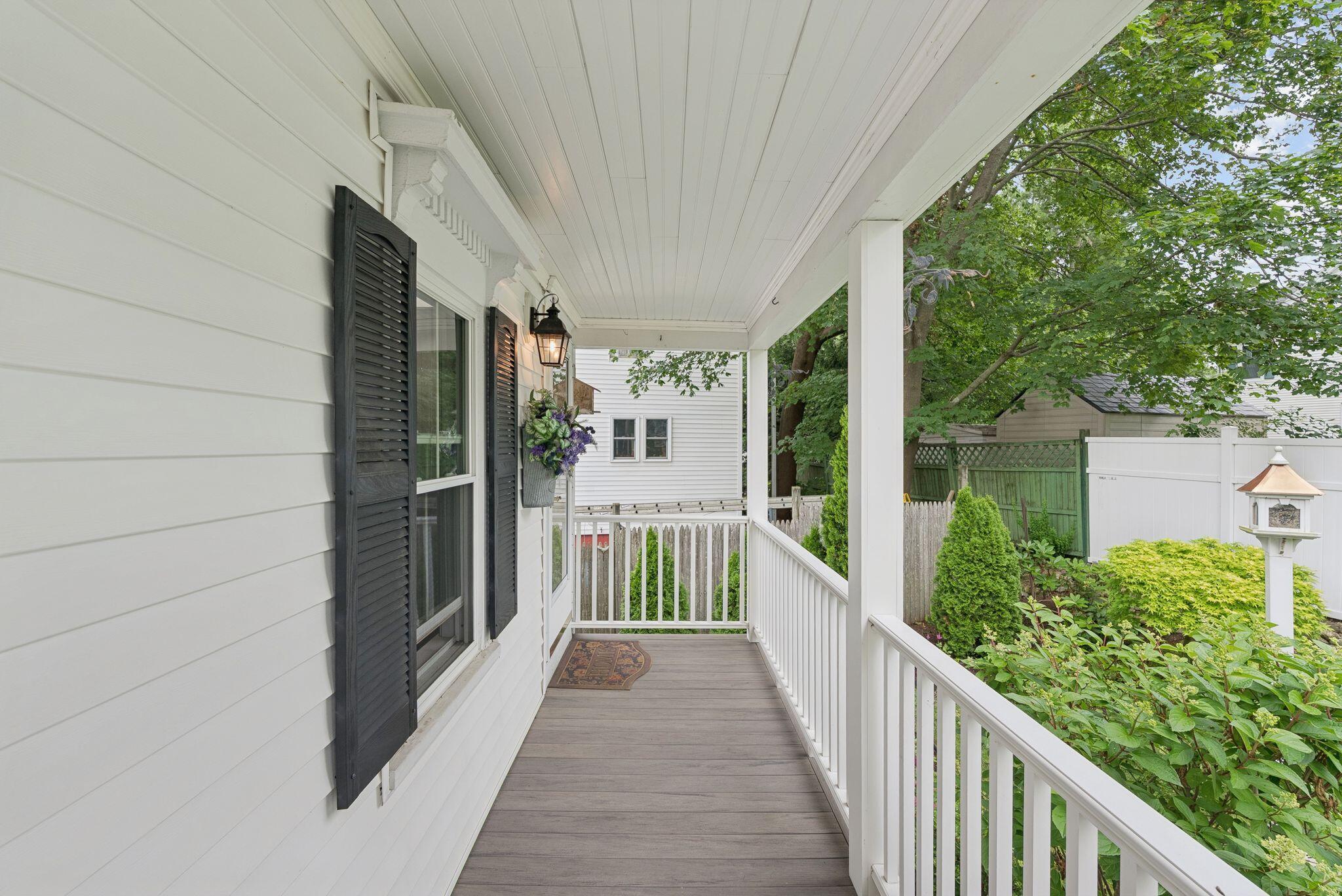 709 High Street
