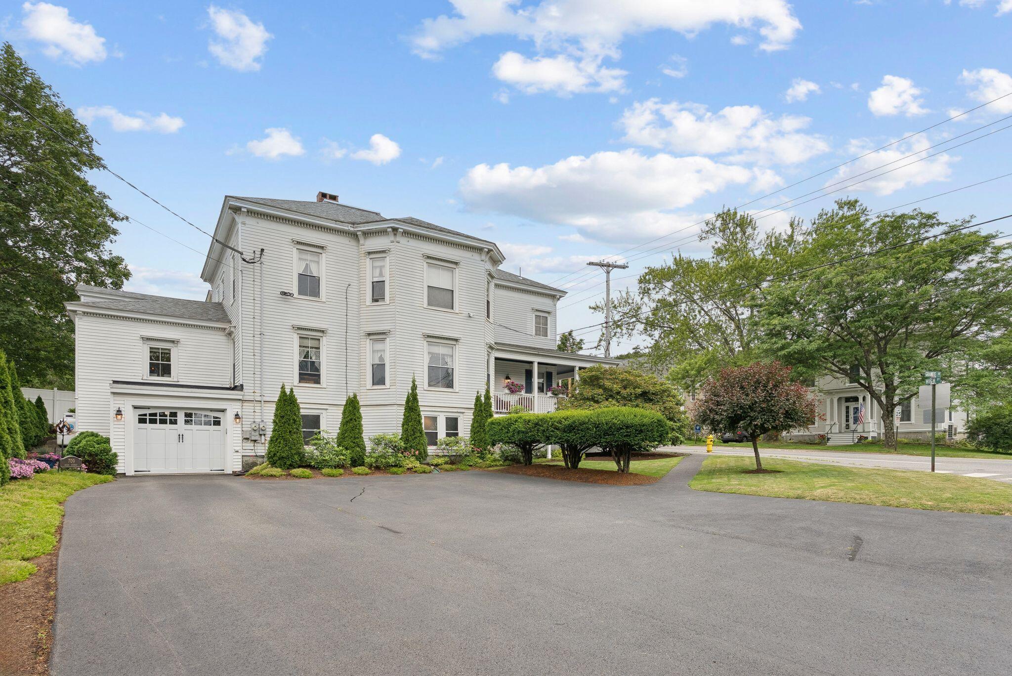709 High Street