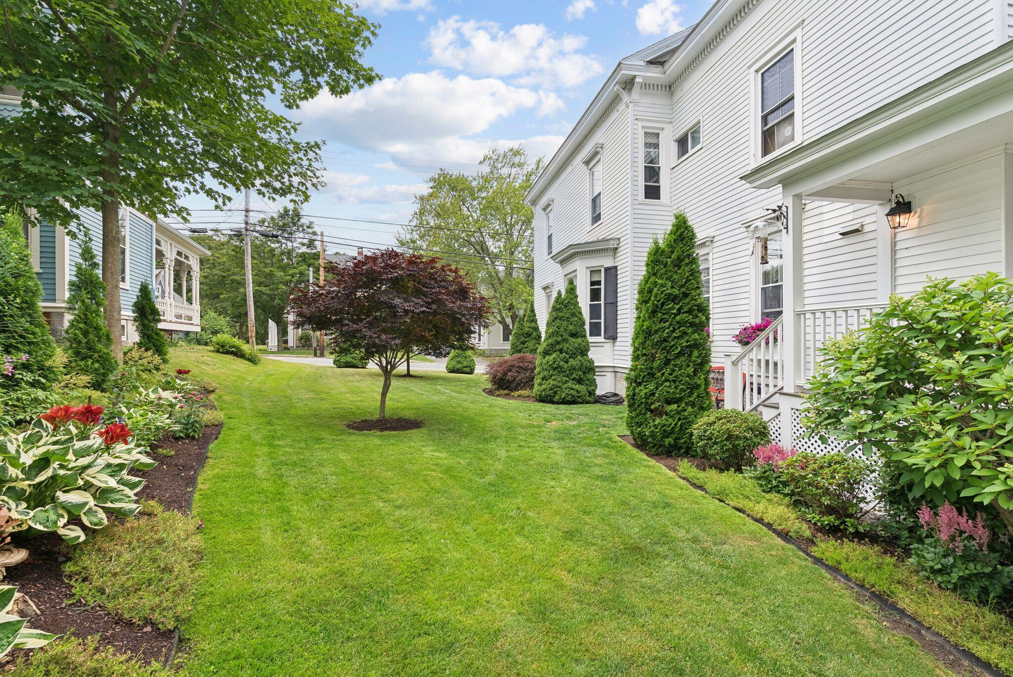 709 High Street