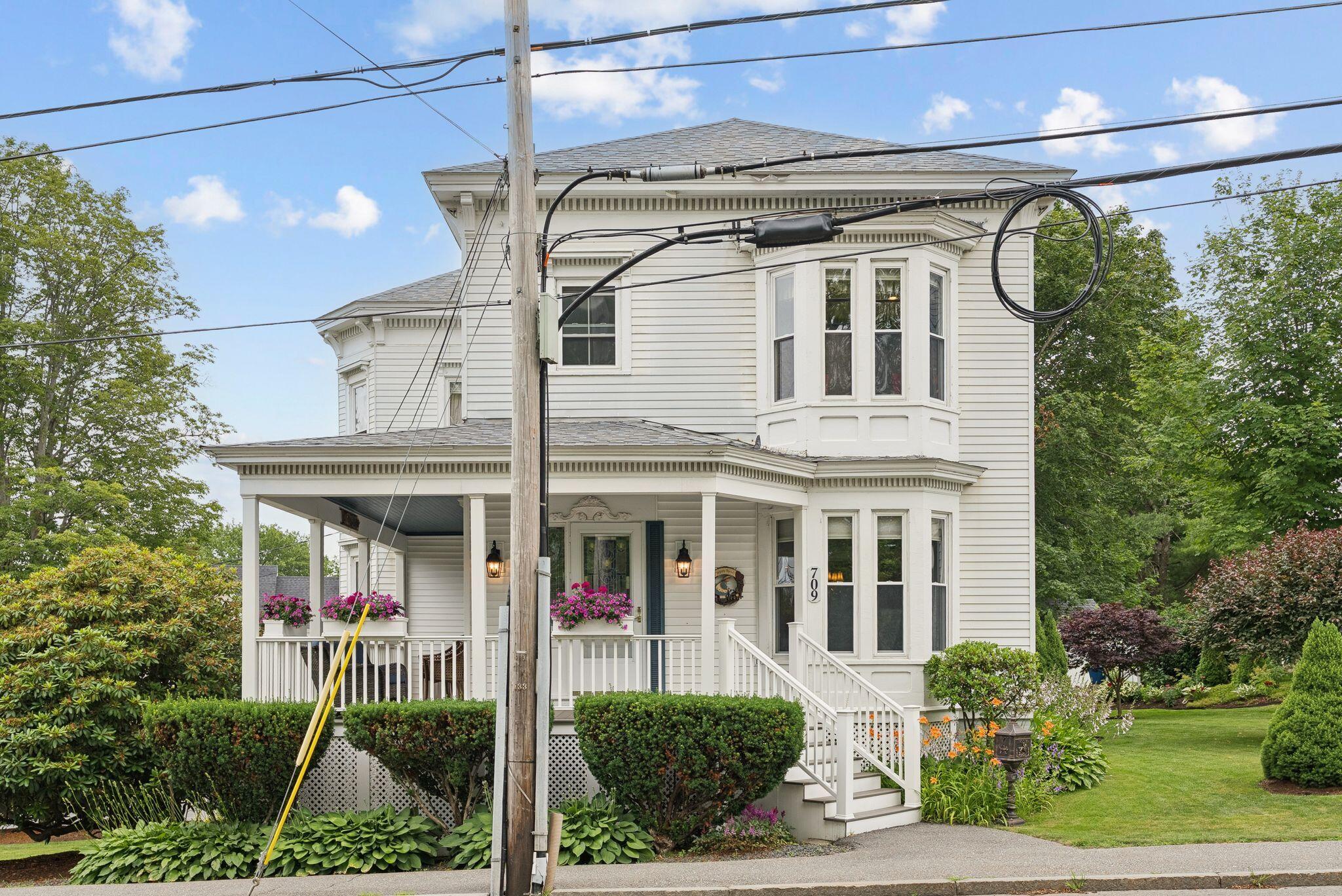 709 High Street