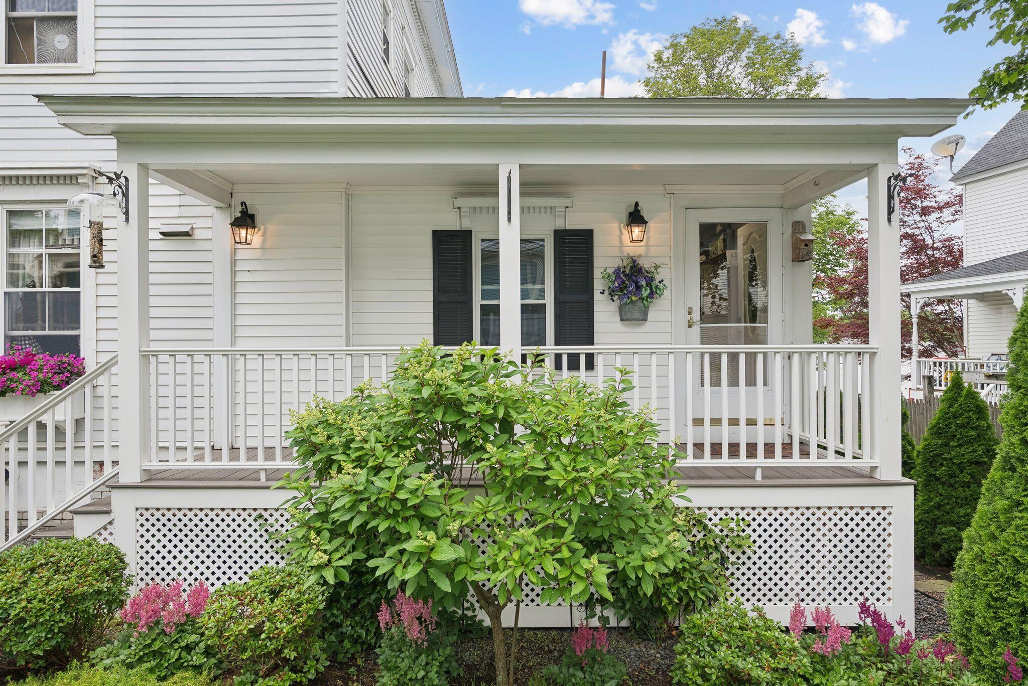 709 High Street
