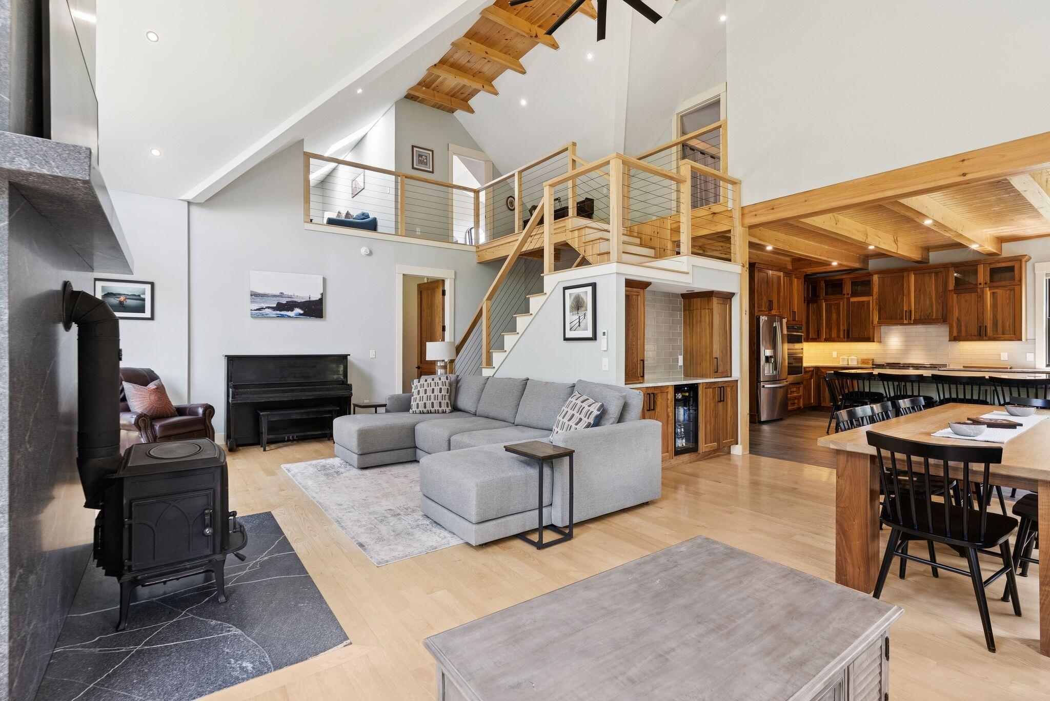 220 Houghton Pond Road