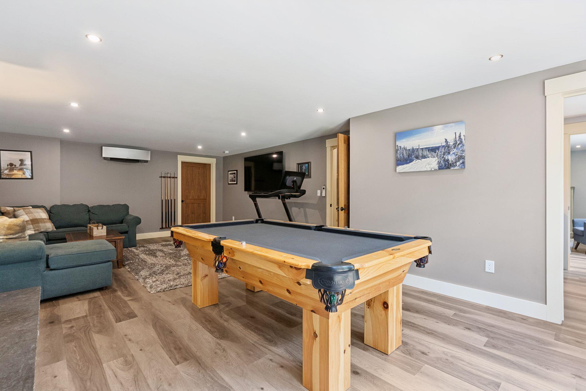 220 Houghton Pond Road