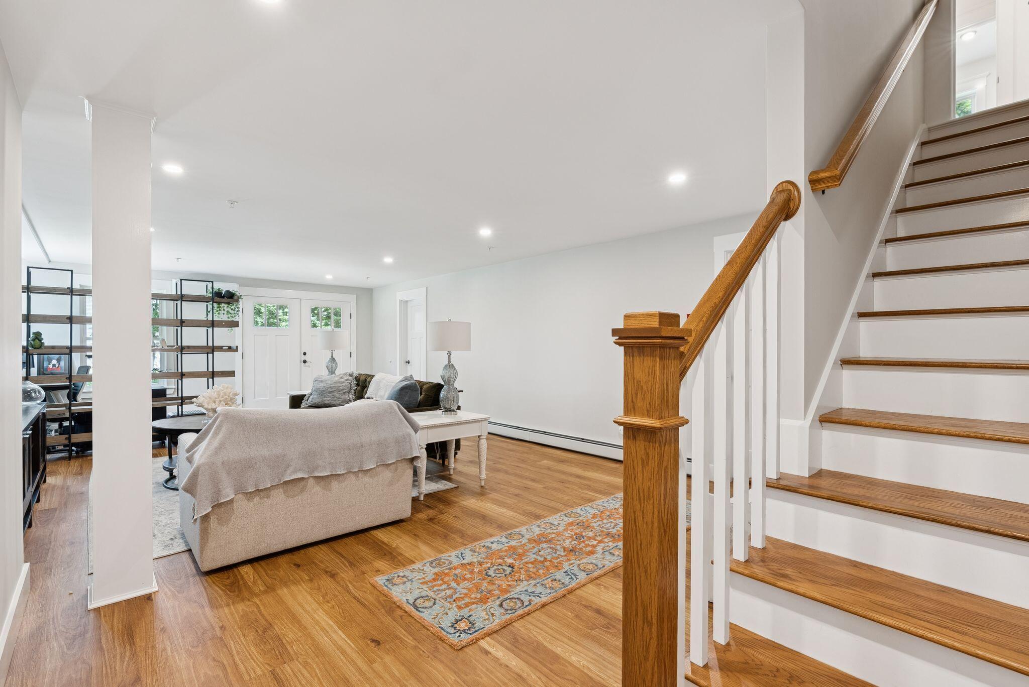 2 Winding Ridge Way