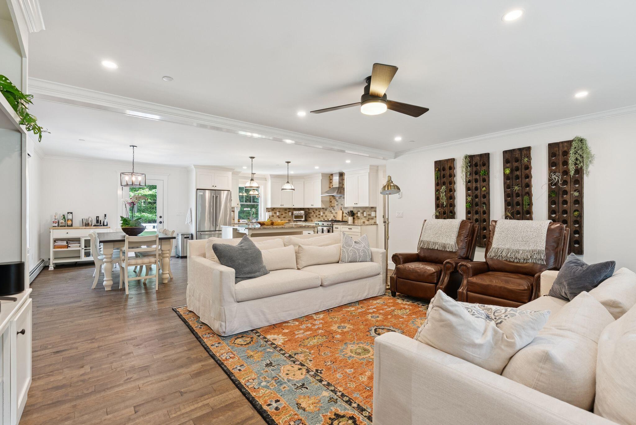 2 Winding Ridge Way