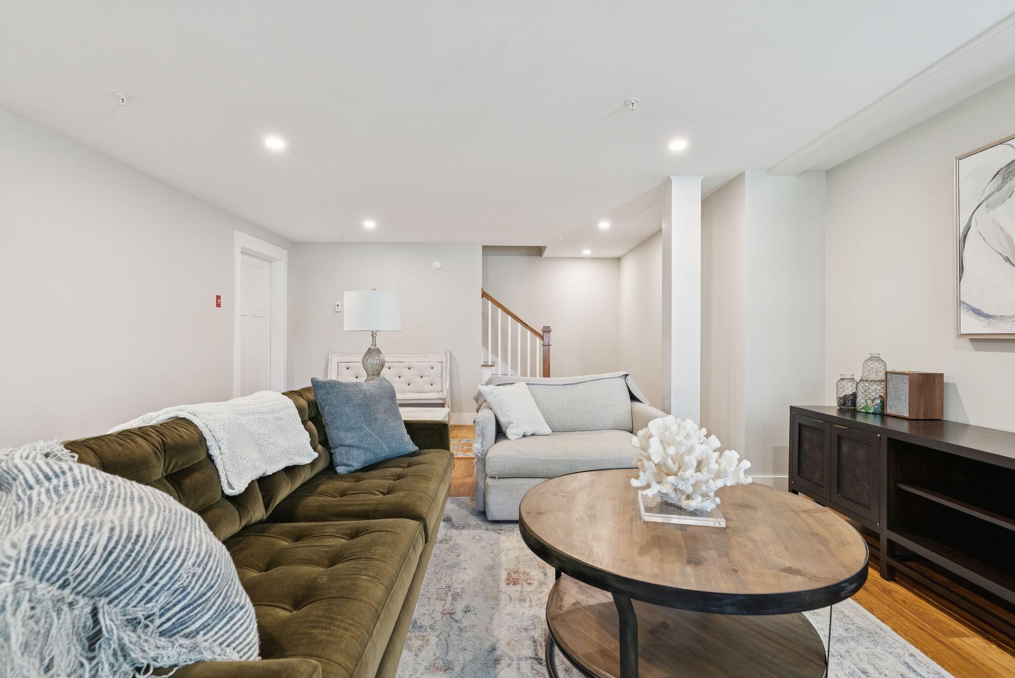 2 Winding Ridge Way