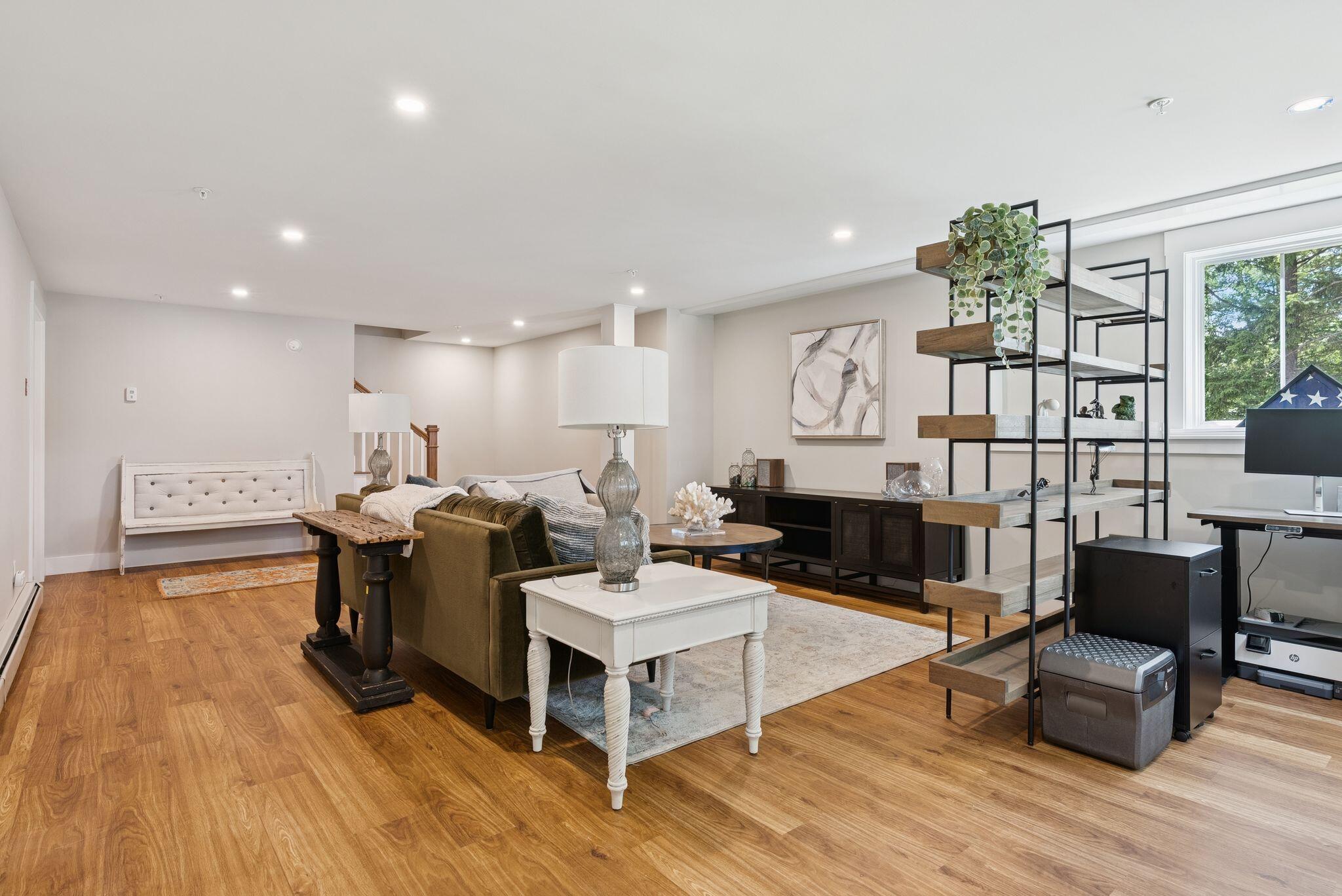 2 Winding Ridge Way