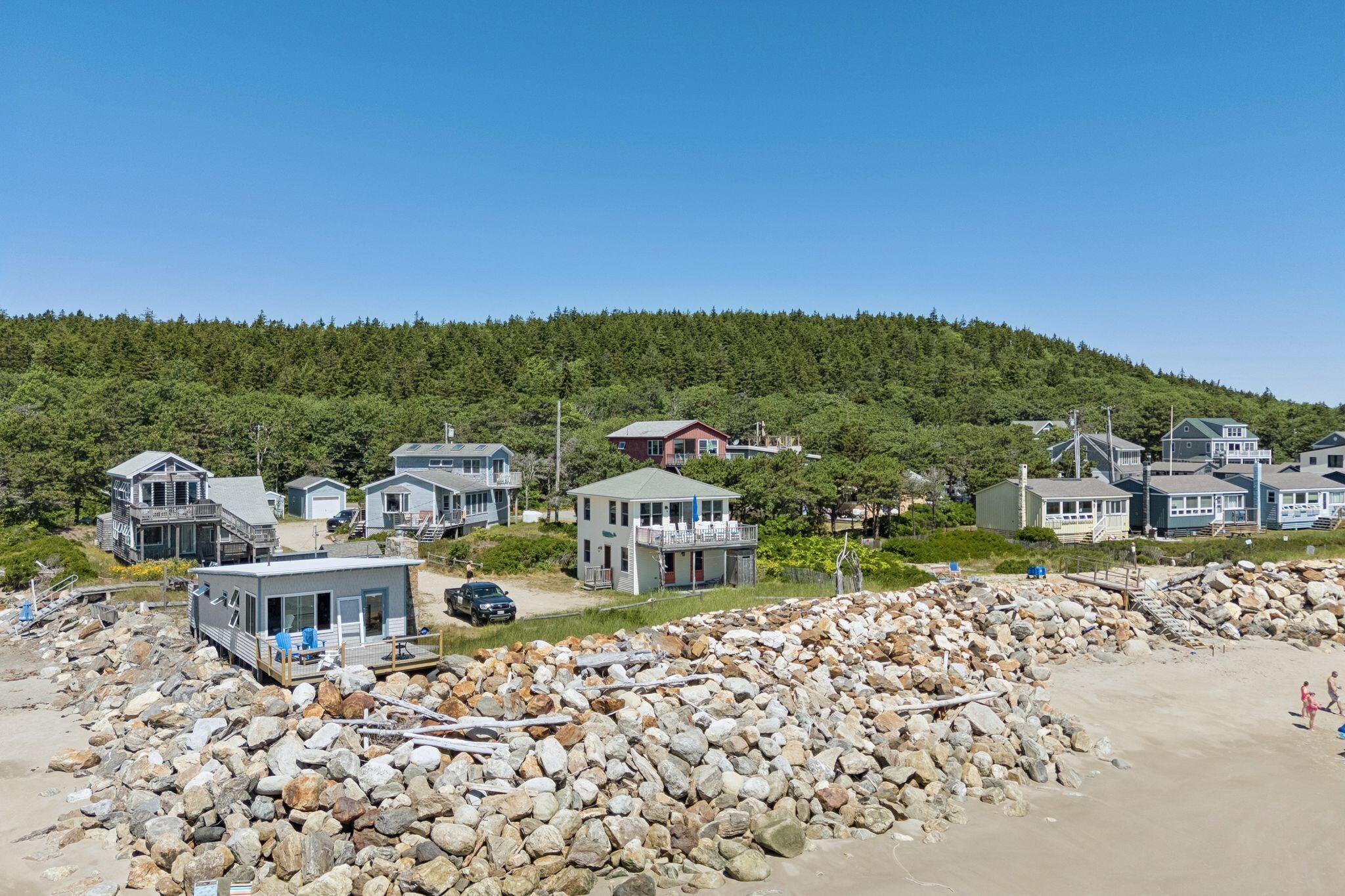 12 White Spot Way