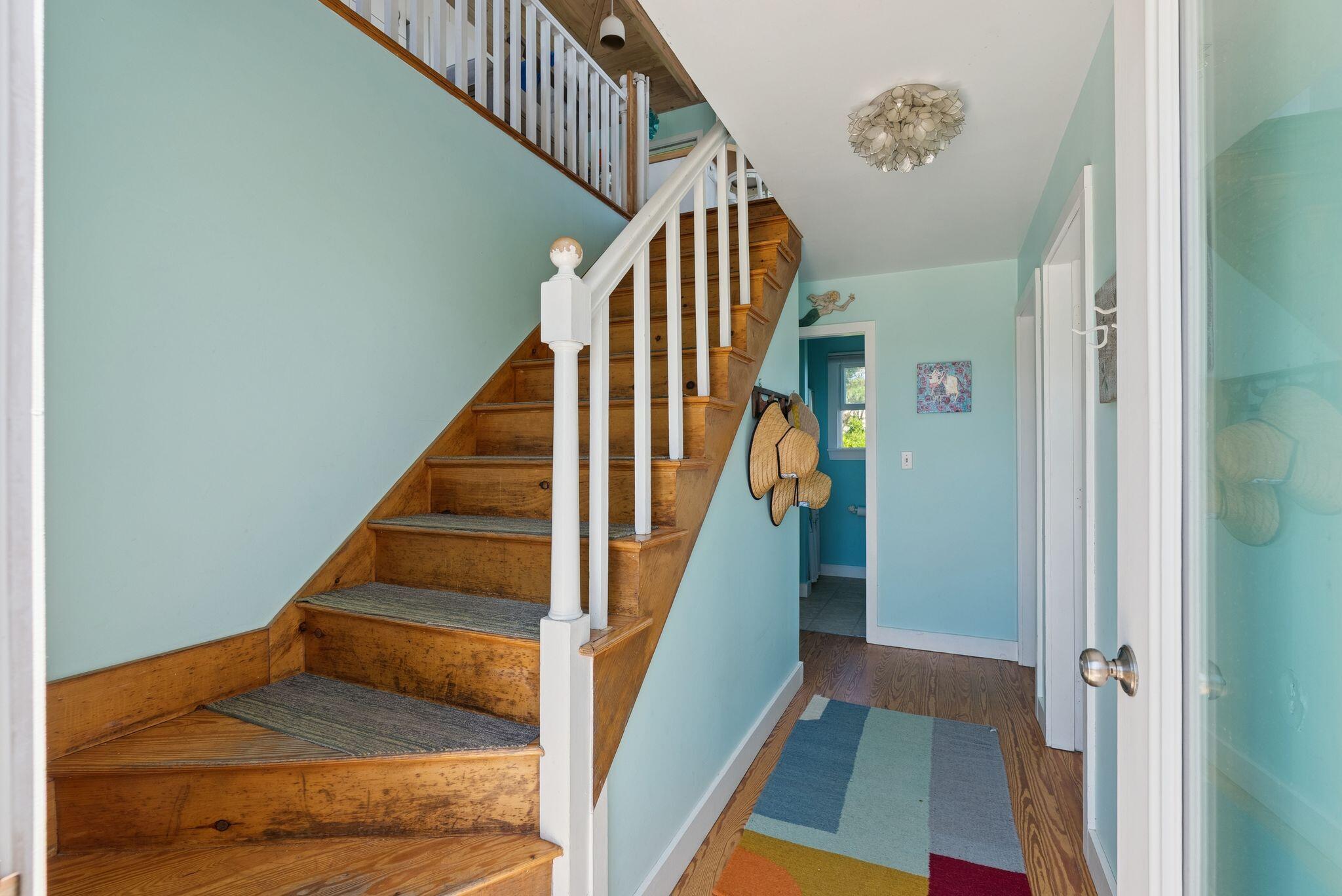12 White Spot Way