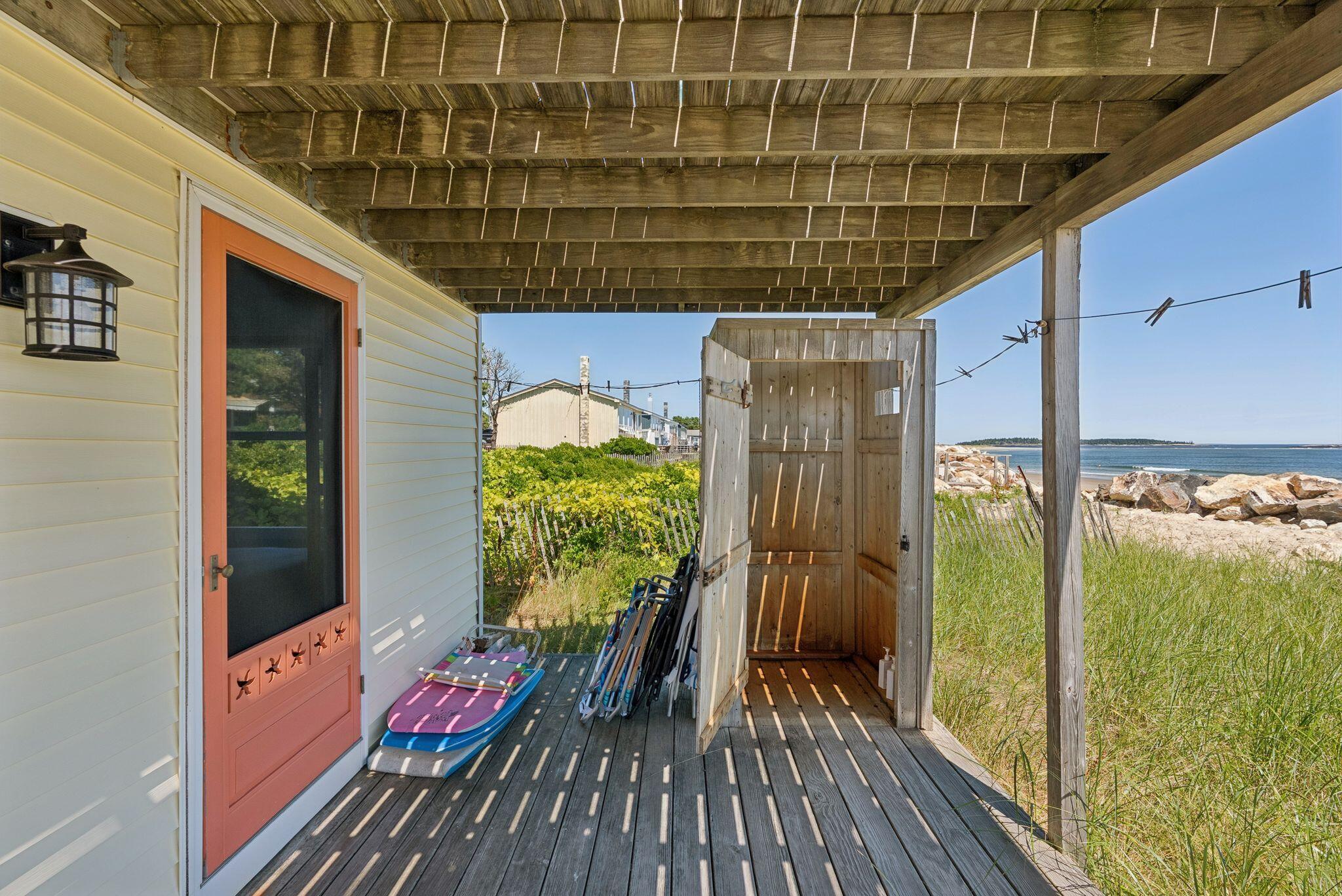 12 White Spot Way